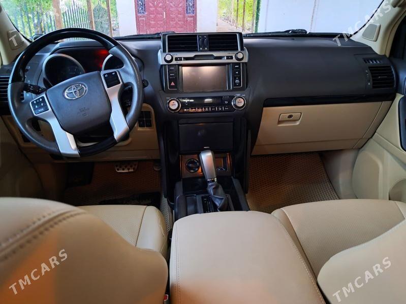 Toyota Land Cruiser Prado 2015 - 680 000 TMT - Şabat etr. - img 1