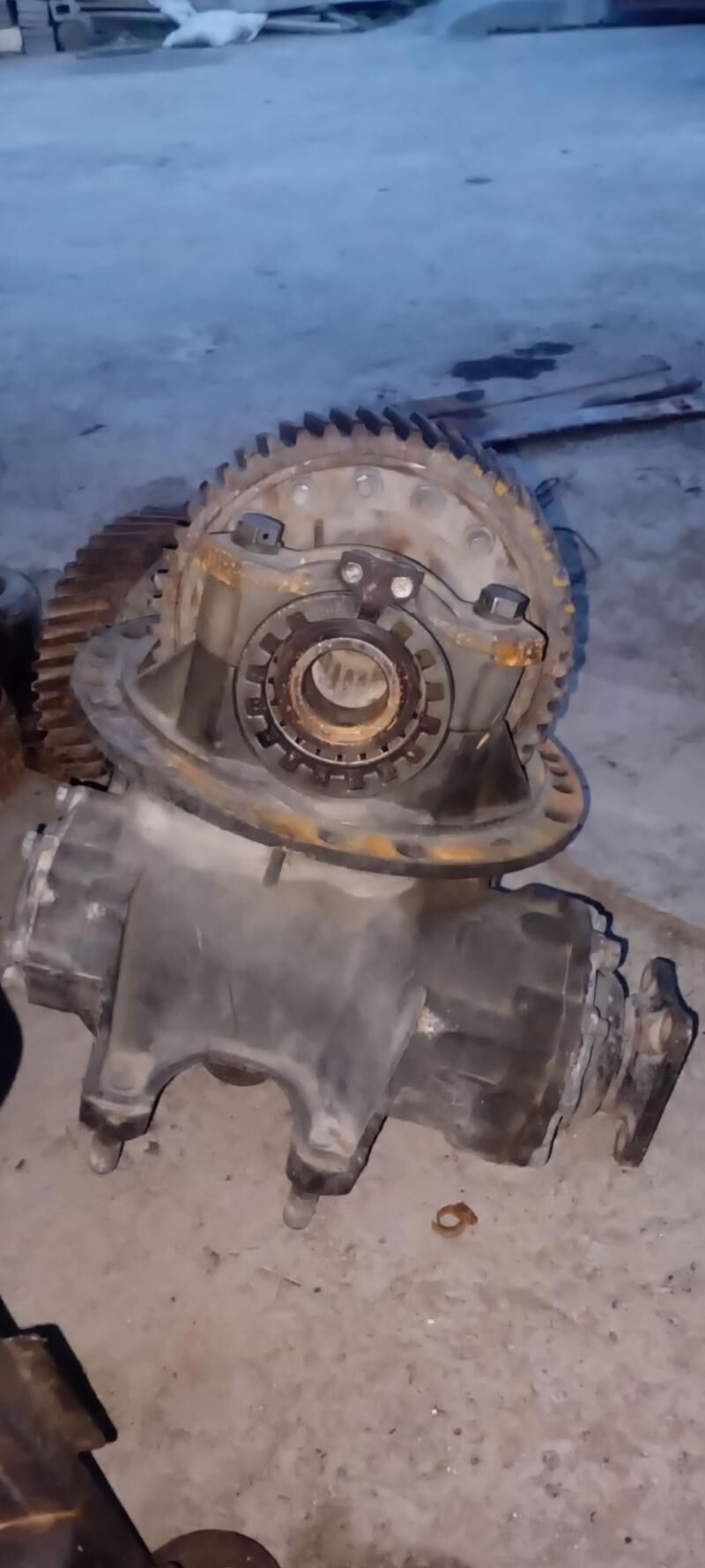 Редуктор 3 500 TMT - Рухабат (90-й разьезд) - img 1