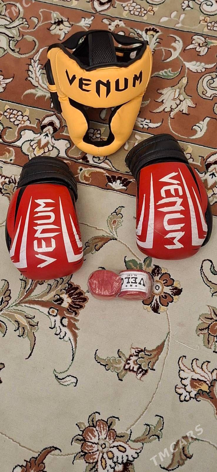 Перчатки кикбоксинг - 30 мкр - img 1