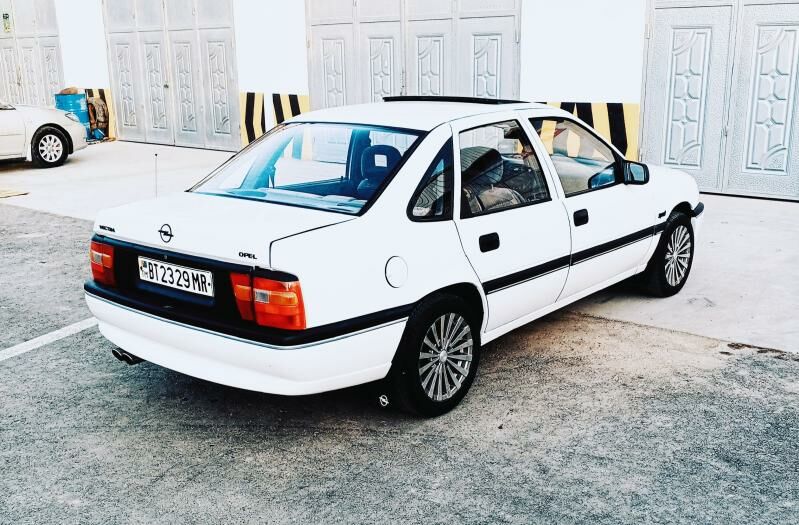 Opel Vectra 1992 - 65 000 TMT - Mary - img 1