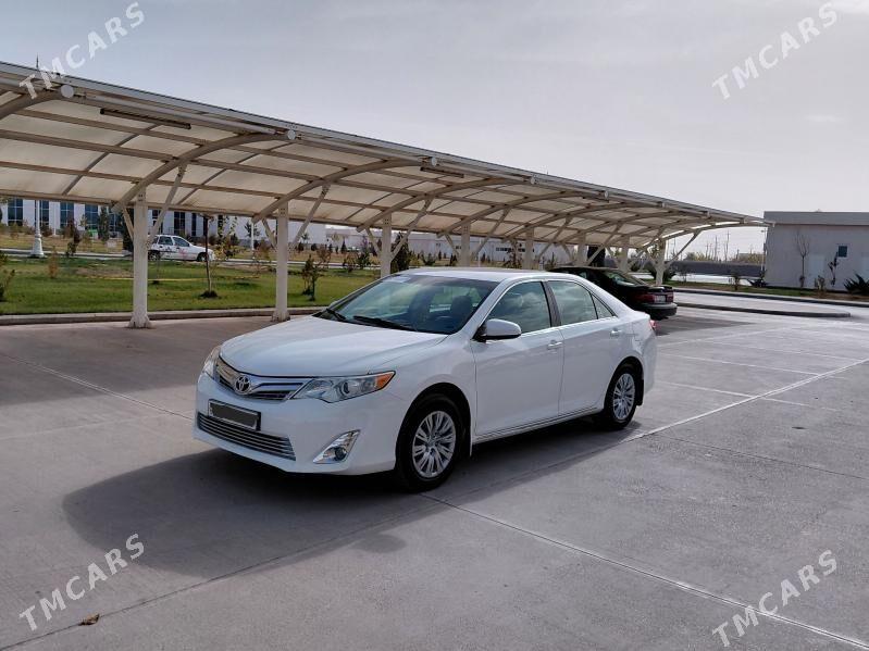 Toyota Camry 2012 - 240 000 TMT - Дашогуз - img 1