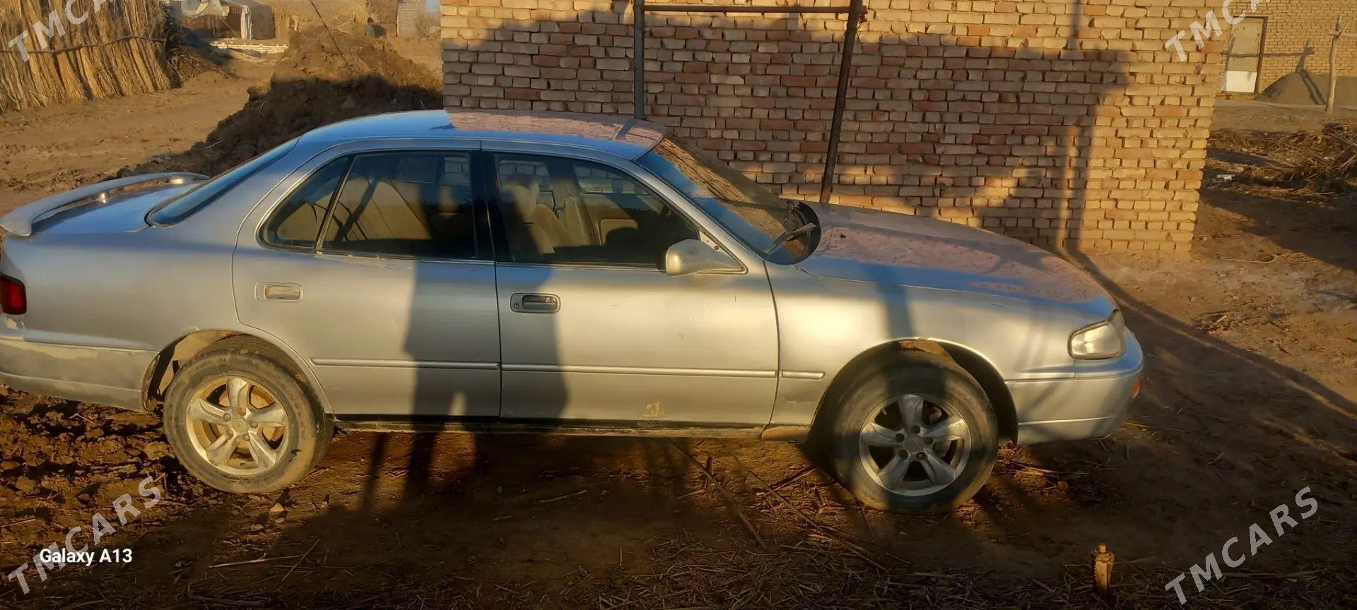 Toyota Camry 1996 - 80 000 TMT - Огуз хан - img 1