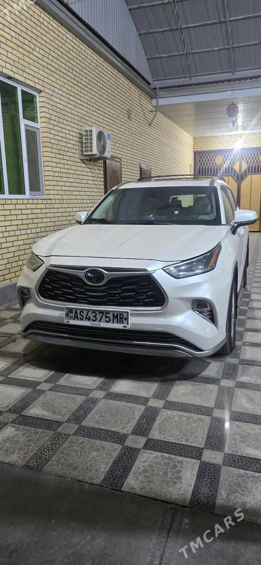 Toyota Highlander 2020 - 580 000 TMT - Ёлётен - img 1