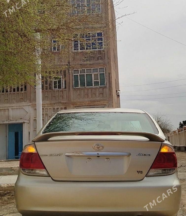Toyota Camry 2003 - 150 000 TMT - Теджен - img 1