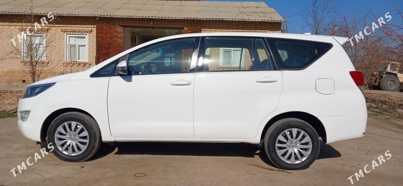 Toyota Innova 2021 - 255 000 TMT - Kerki - img 1