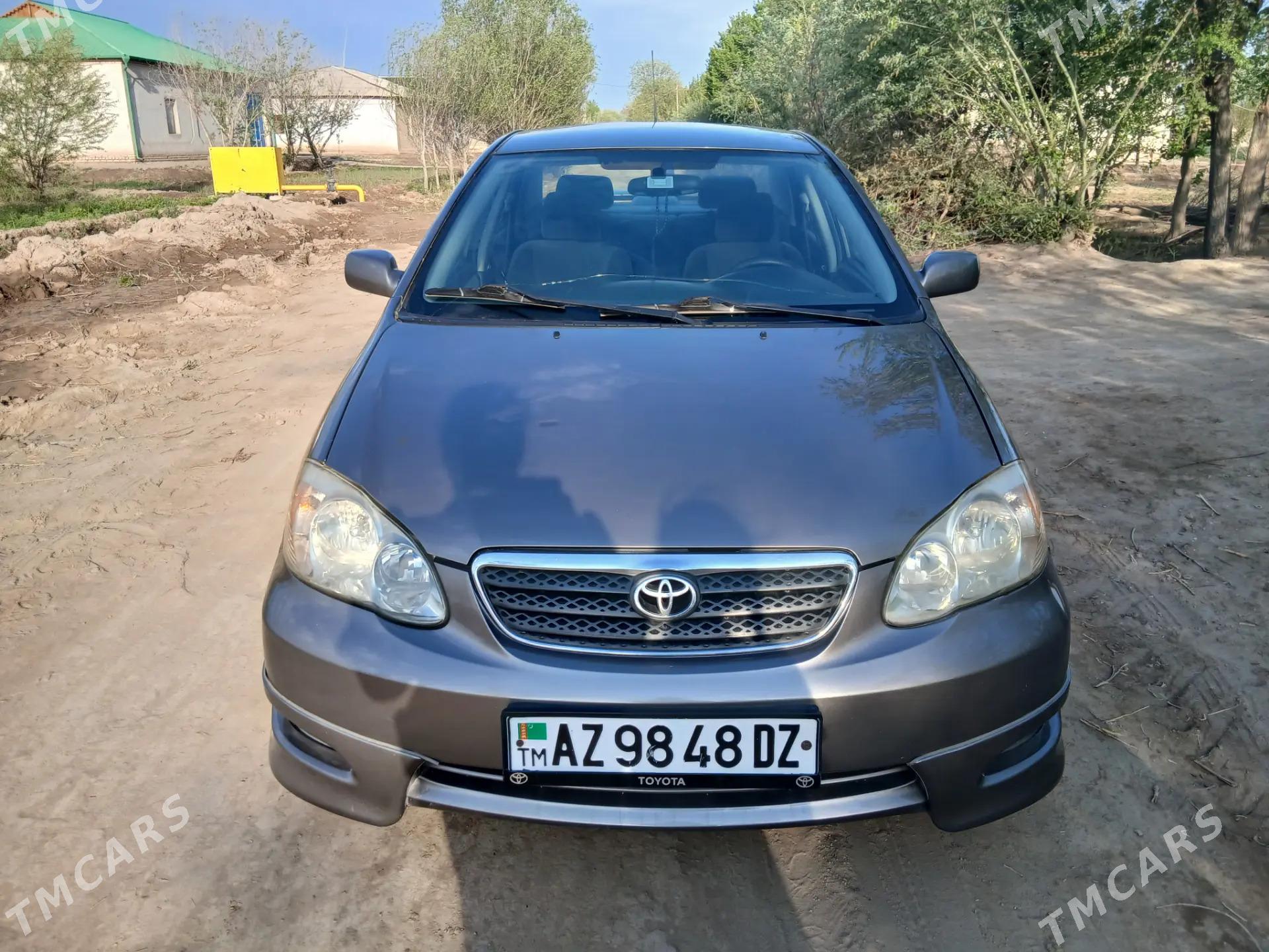 Toyota Corolla 2004 - 150 000 TMT - Акдепе - img 1