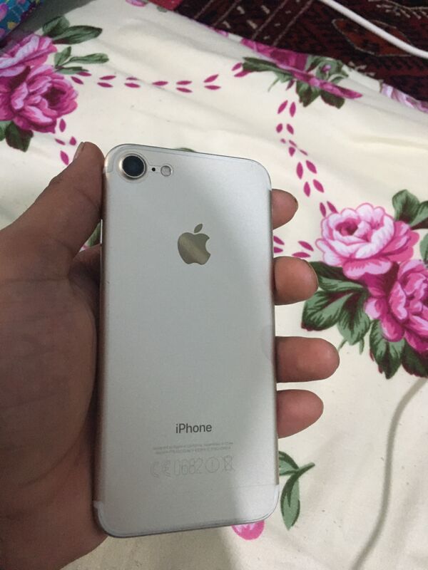 iphone 7 gold - Murgap - img 1