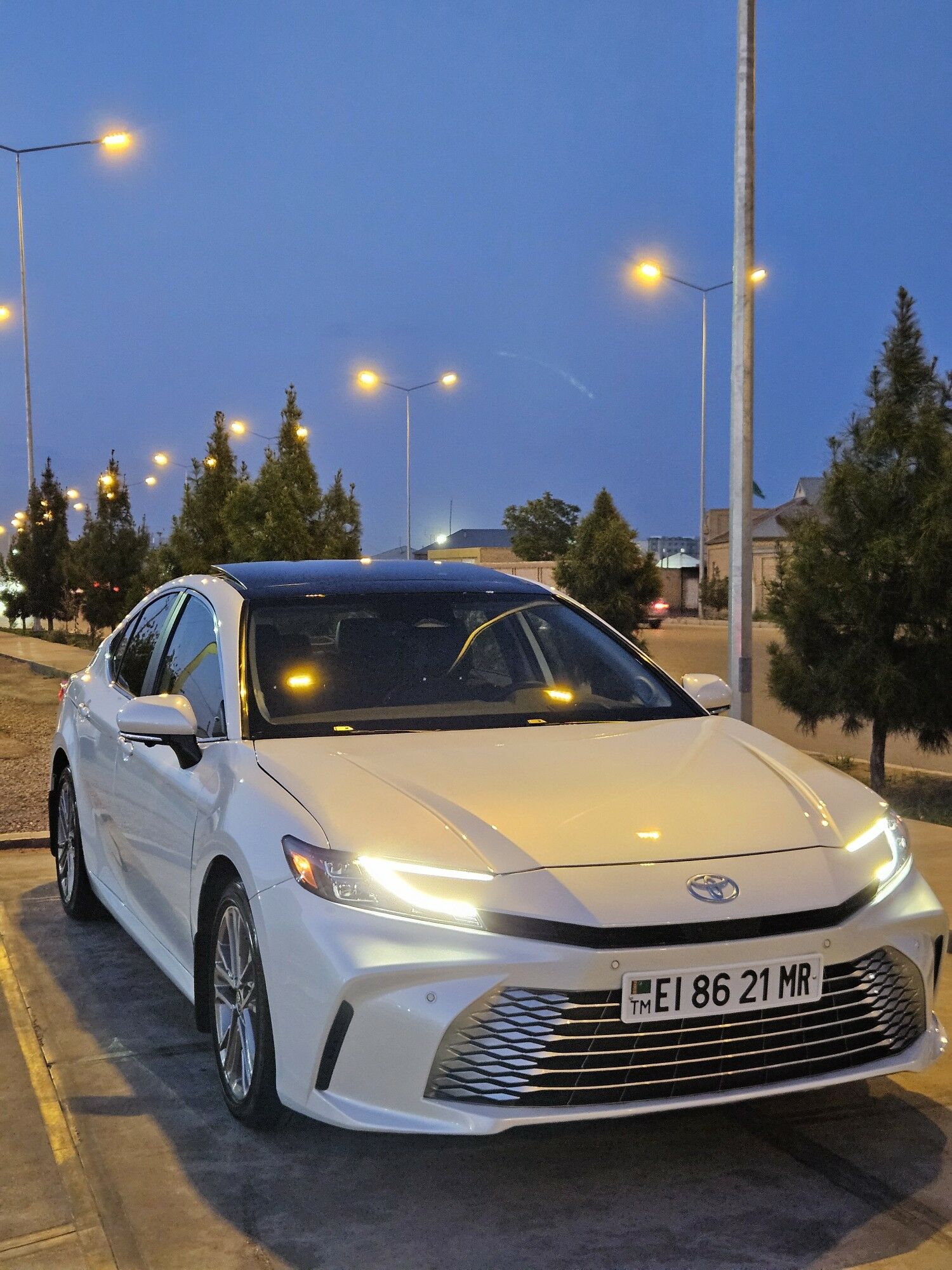 Toyota Camry 2025 - 600 000 TMT - Мары - img 1