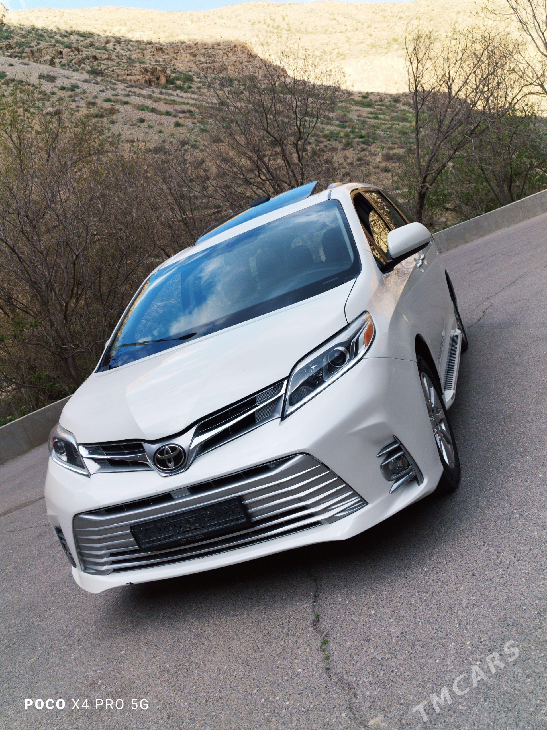 Toyota Sienna 2016 - 450 000 TMT - Ашхабад - img 1