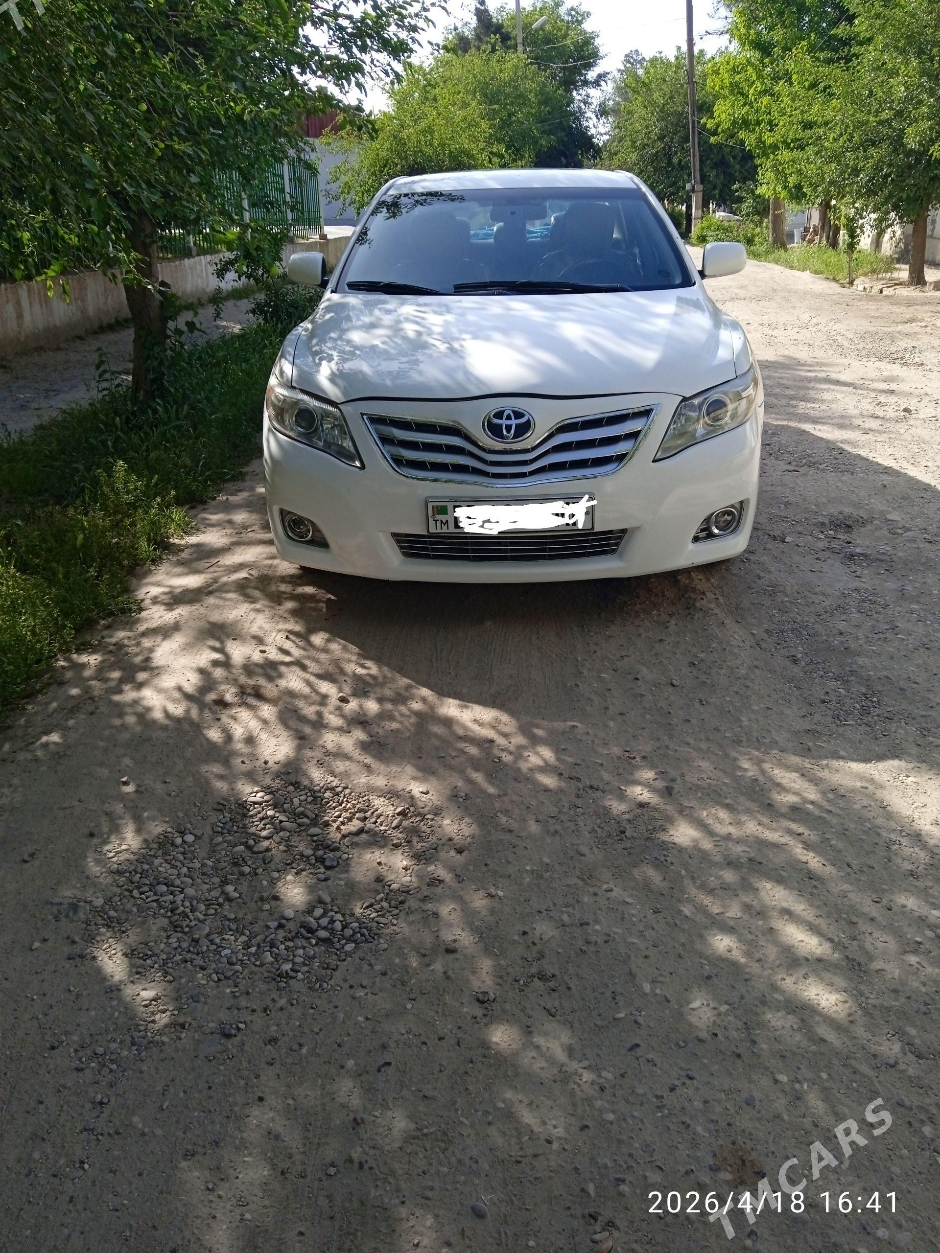 Toyota Camry 2010 - 170 000 TMT - Тагтабазар - img 1