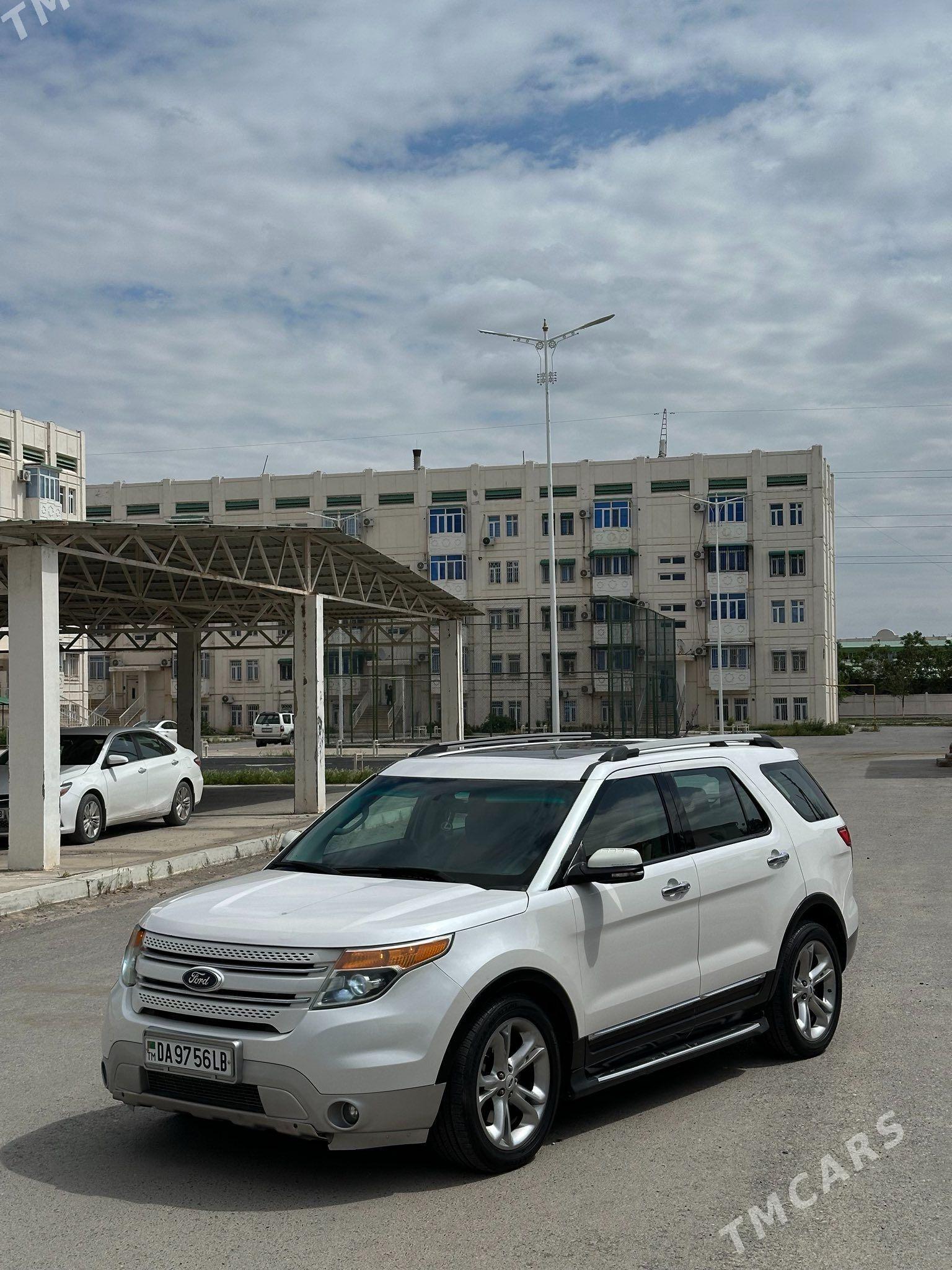 Ford Explorer 2014 - 280 000 TMT - Туркменабат - img 1