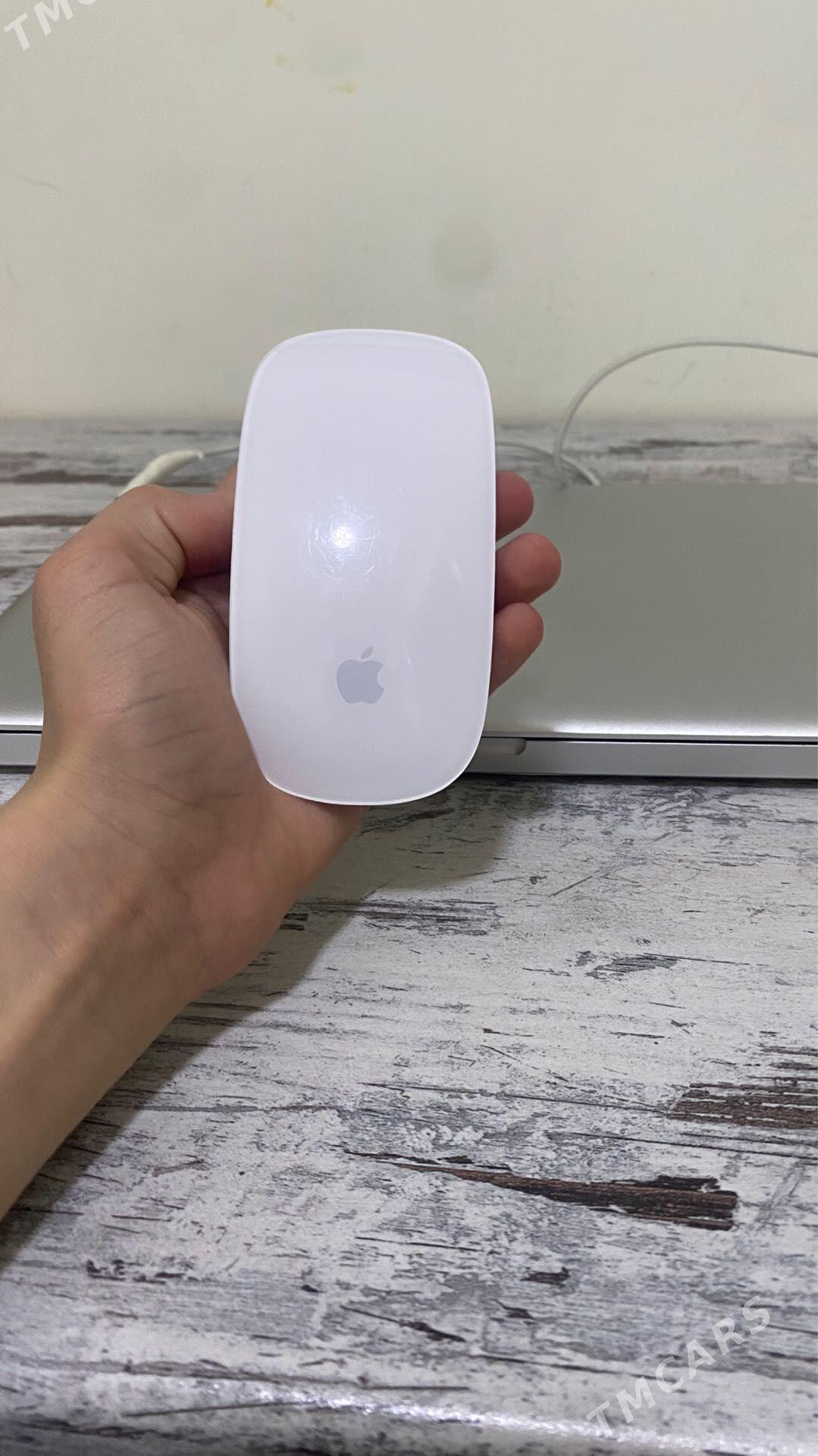 MacBook Pro - Гуртли - img 1