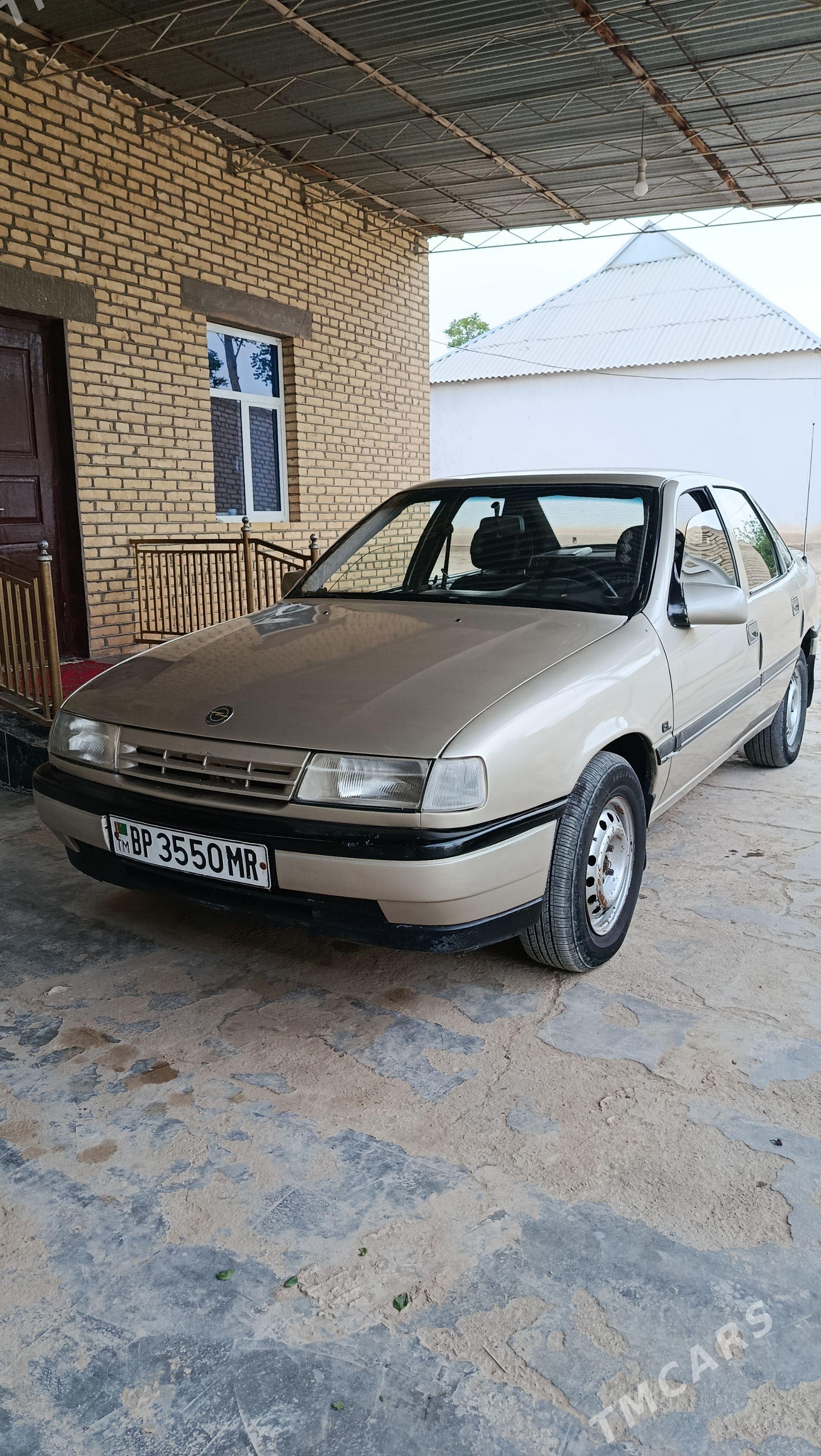 Opel Vectra 1990 - 42 000 TMT - Baýramaly - img 1
