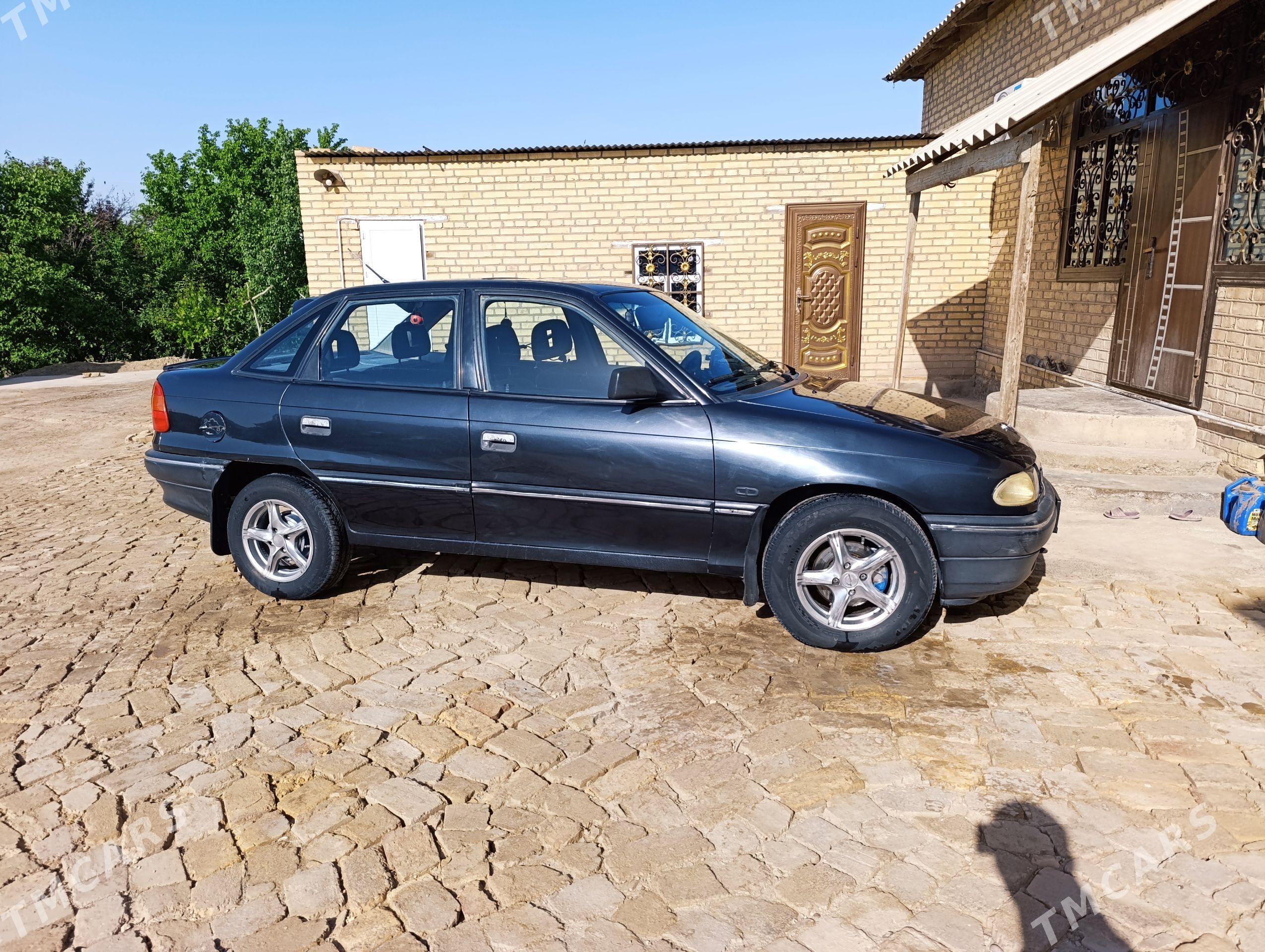 Opel Astra 1994 - 50 000 TMT - Türkmengala - img 1