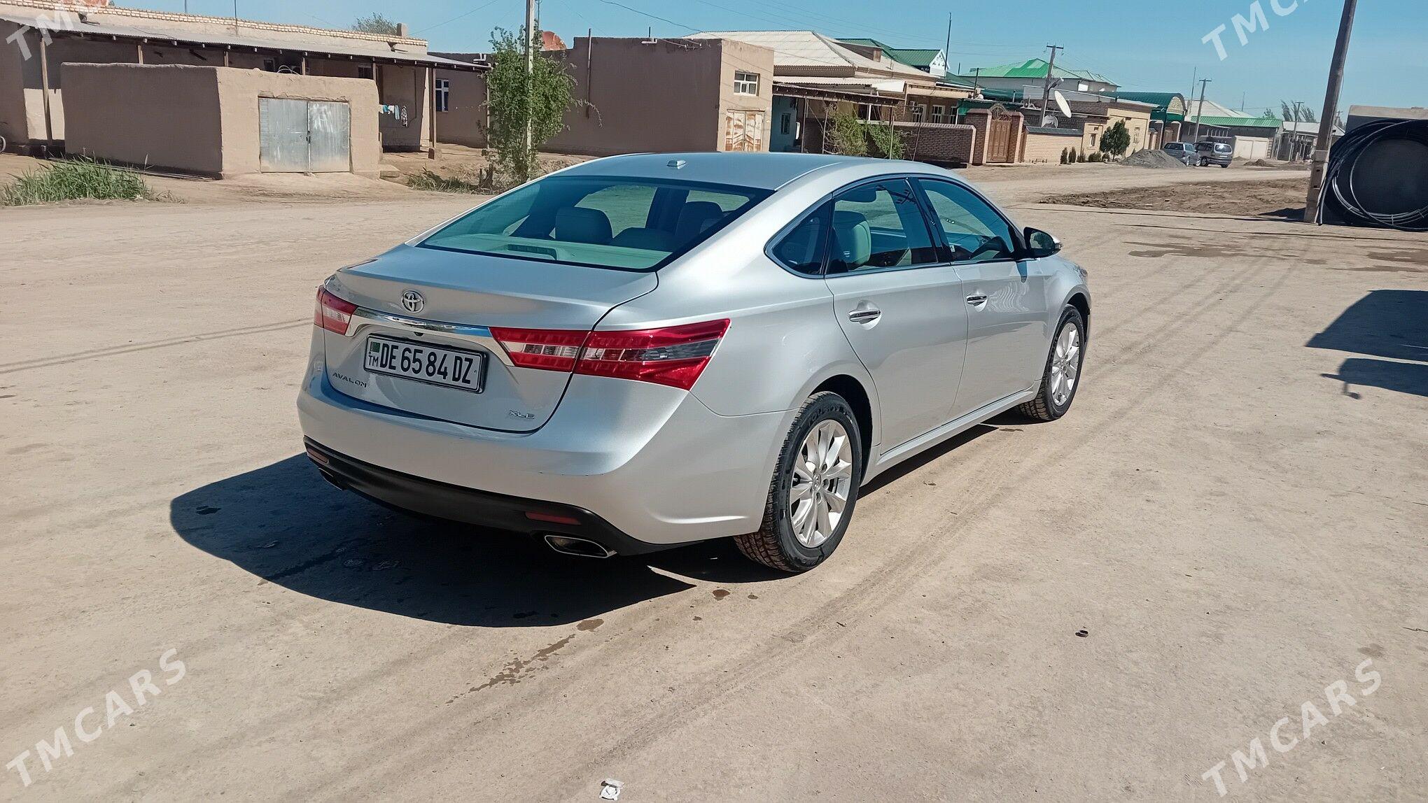 Toyota Avalon 2014 - 310 000 TMT - Гурбансолтан Едже - img 1