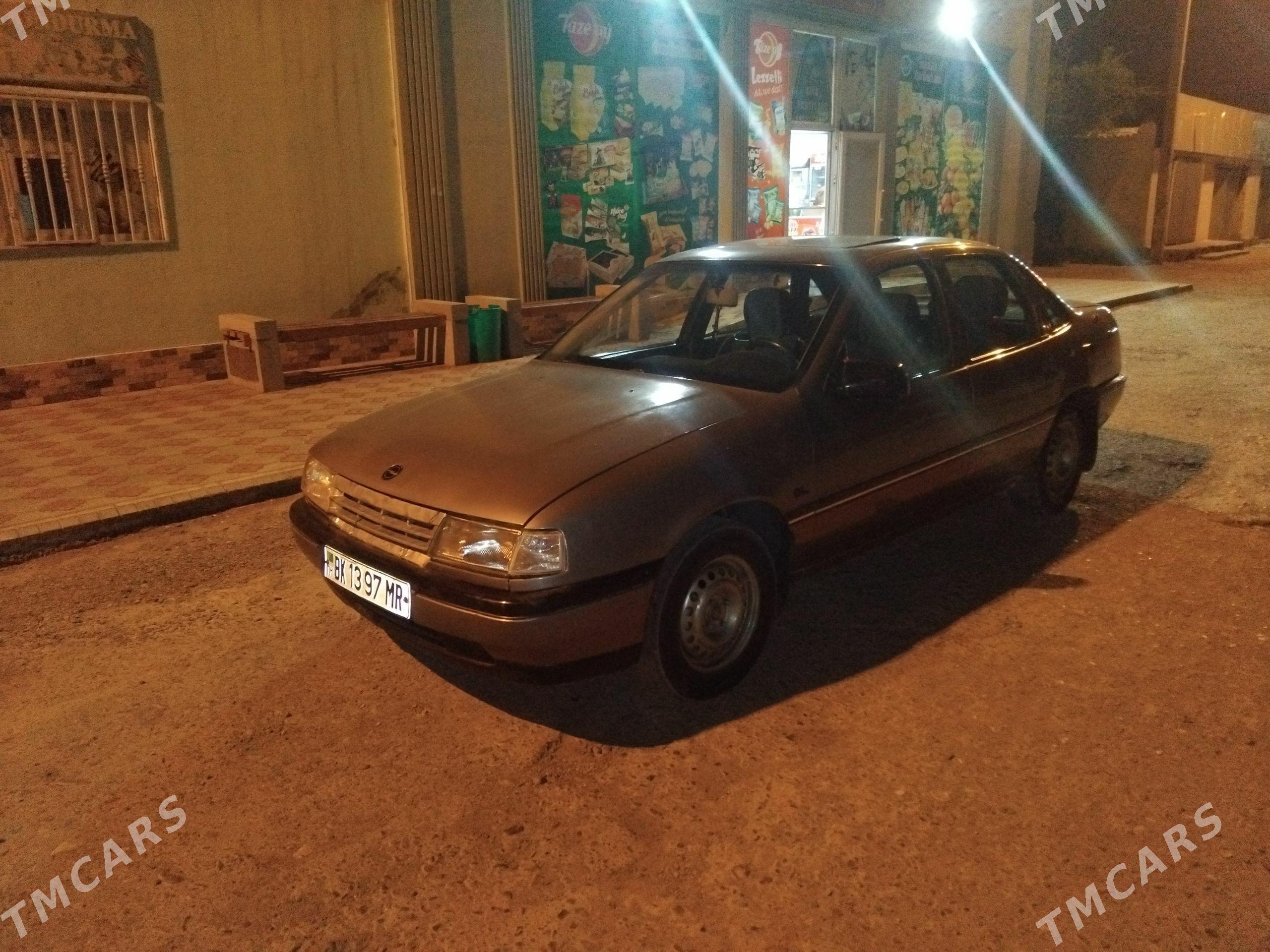 Opel Vectra 1989 - 26 000 TMT - Mary - img 1