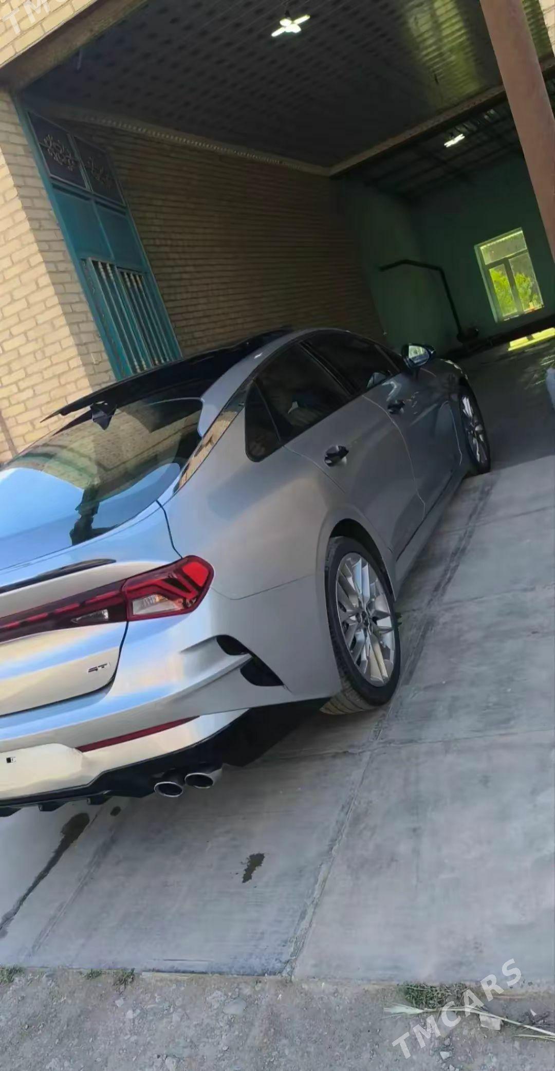 Kia K5 2023 - 370 000 TMT - Dänew - img 1