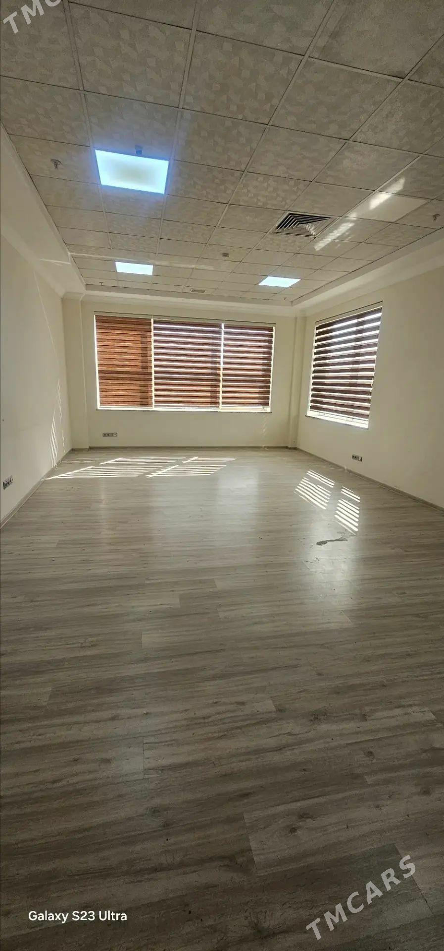 Obezdnoý 3etaž 120m² 3komnat - Улица Г. Кулиева (Объездная) - img 1