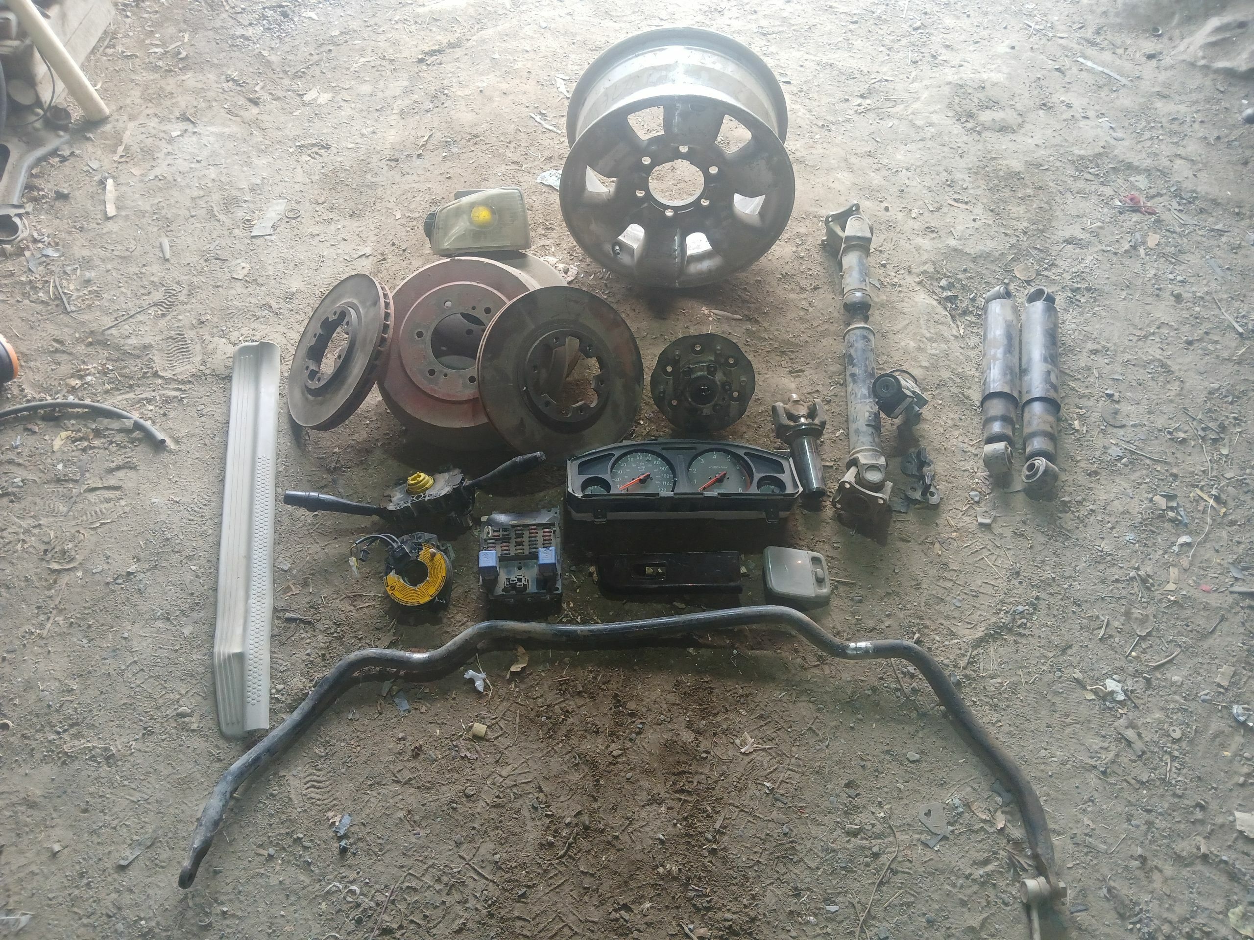 infiniti 2 000 TMT - Bäherden - img 1