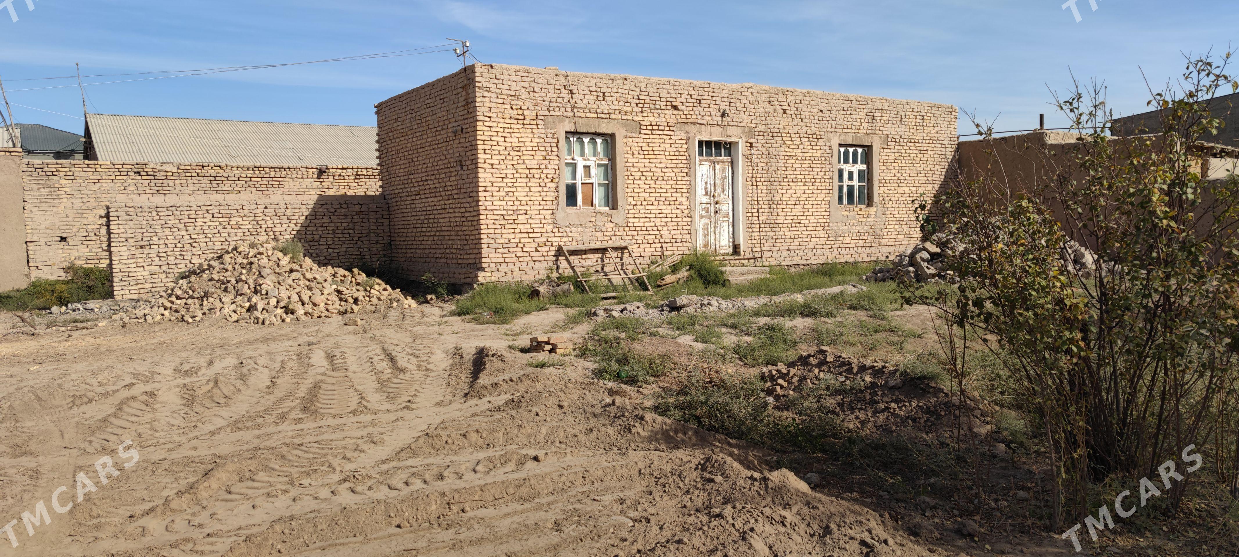 jay - Гурбансолтан Едже - img 1