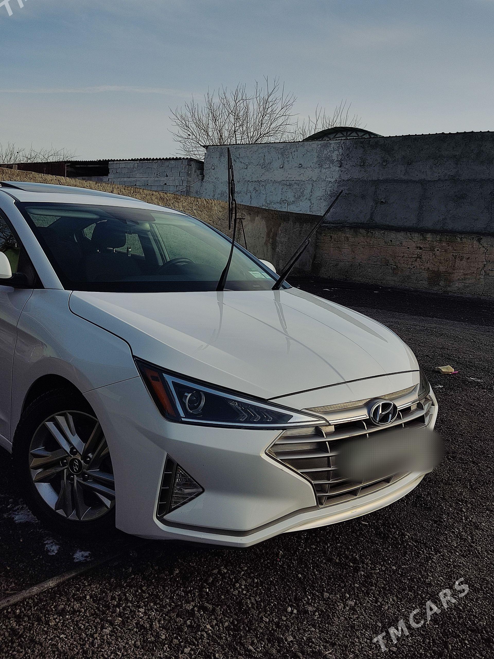 Hyundai Elantra 2020 - 240 000 TMT - Гарадамак Шор - img 1