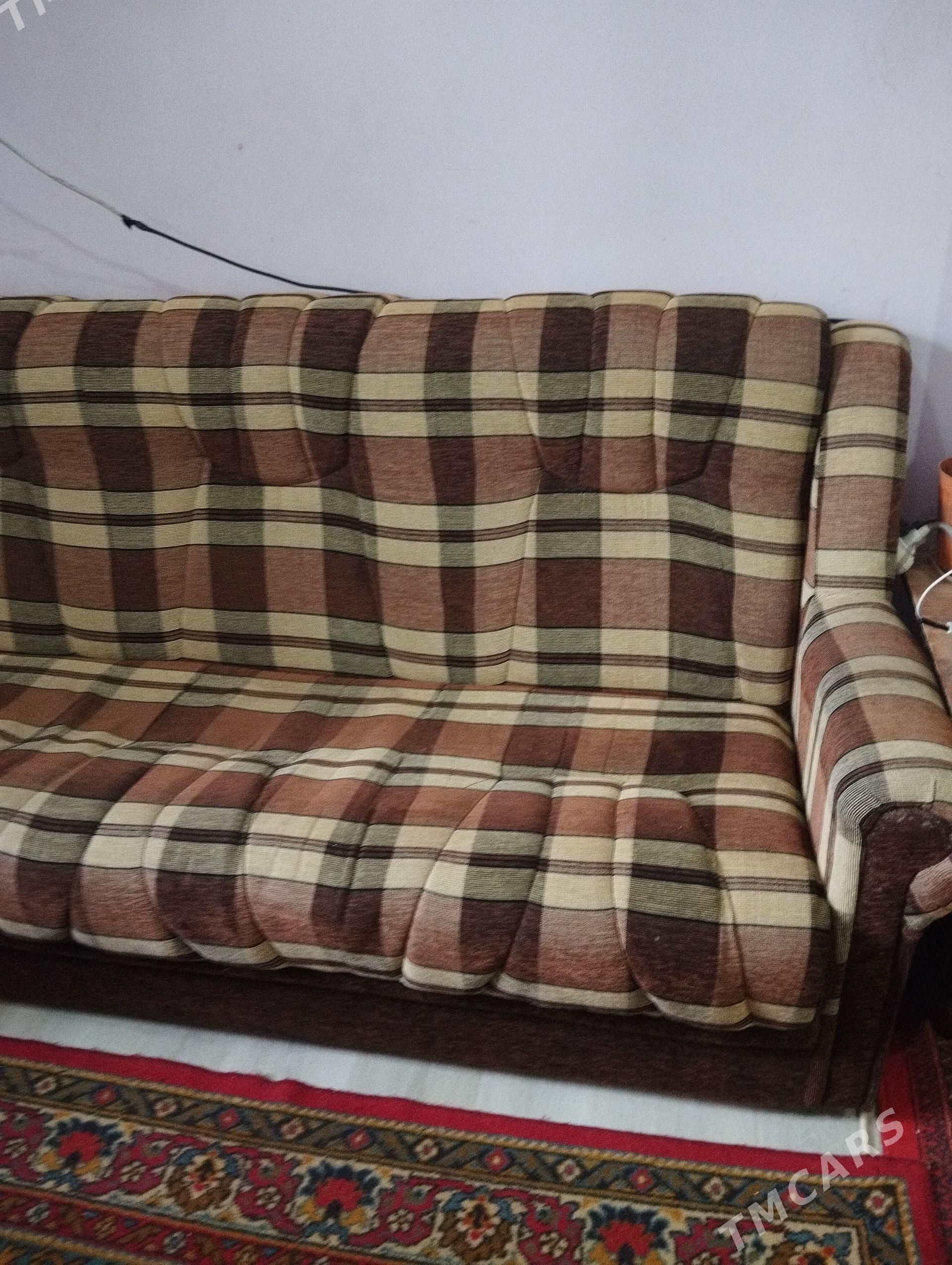 Диван (тройка) - Aşgabat - img 1