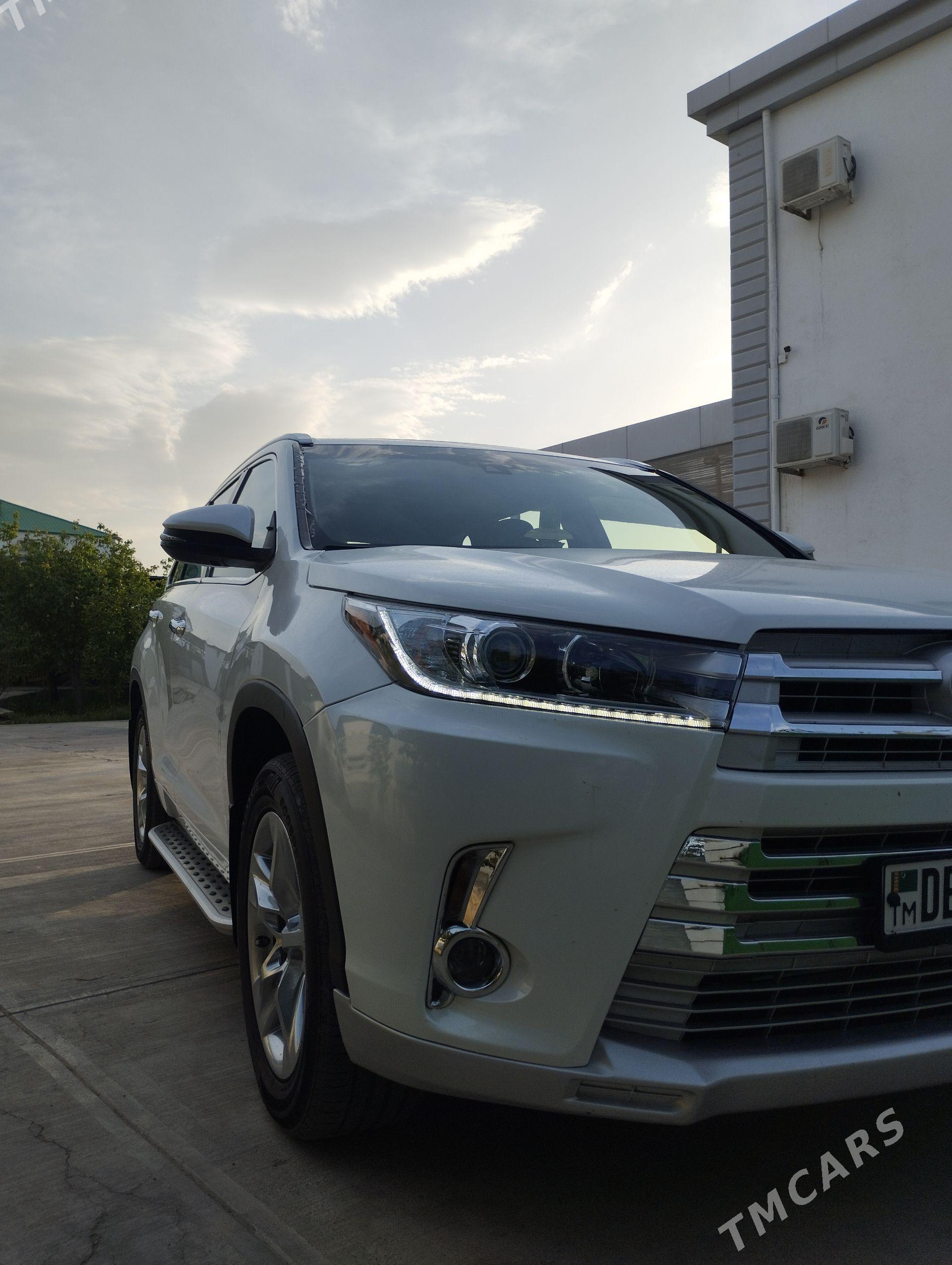 Toyota Highlander 2016 - 440 000 TMT - Ашхабад - img 1