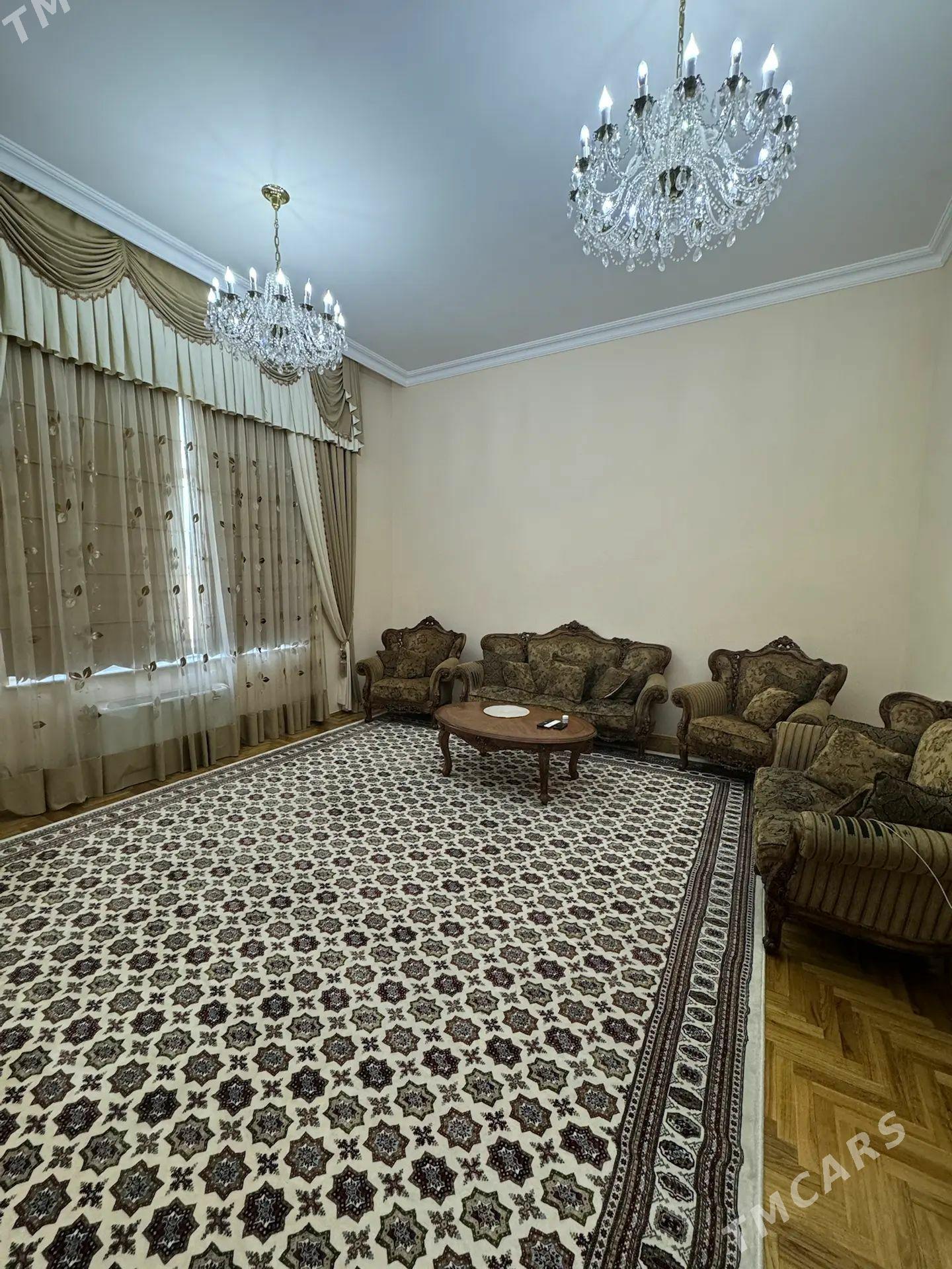 Arenda padwoýski 4kom - Podwoýski köç. (Bitarap Türkmenistan şaýoly) - img 1