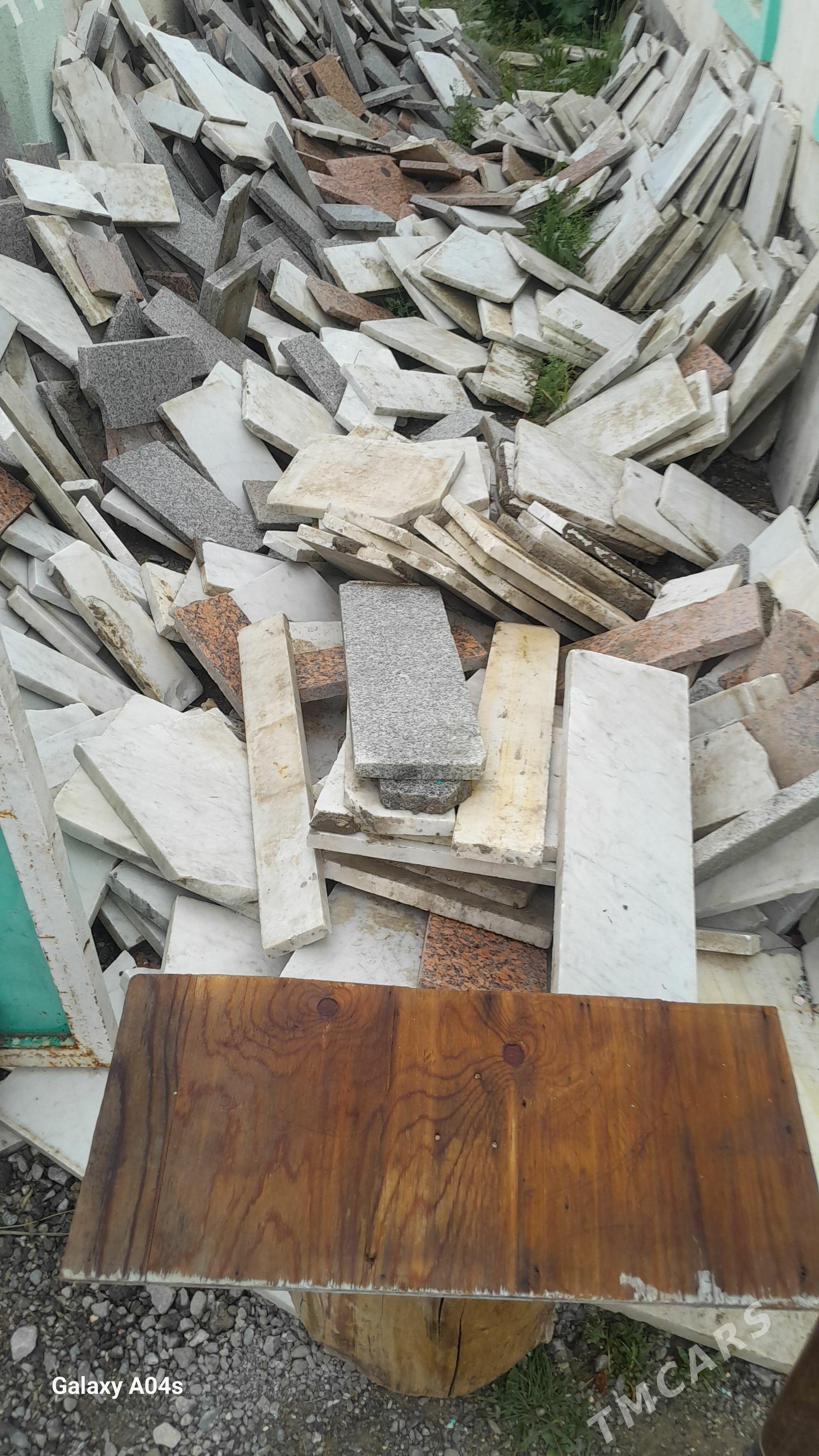 Mermer daslar - Гёкдепе - img 1