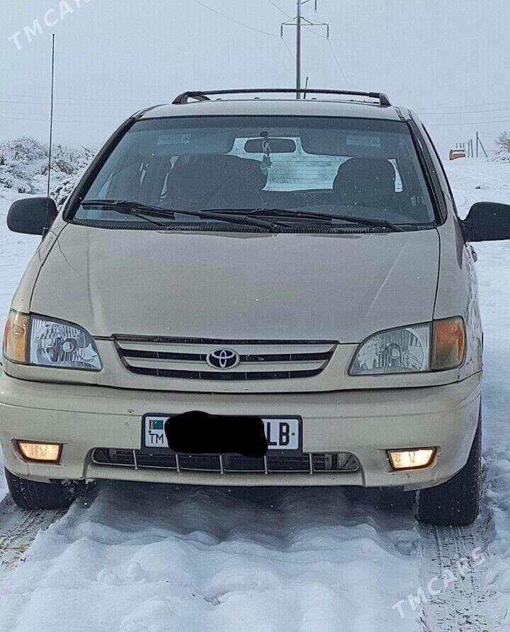 Toyota Sienna 2001 - 150 000 TMT - Saýat - img 1