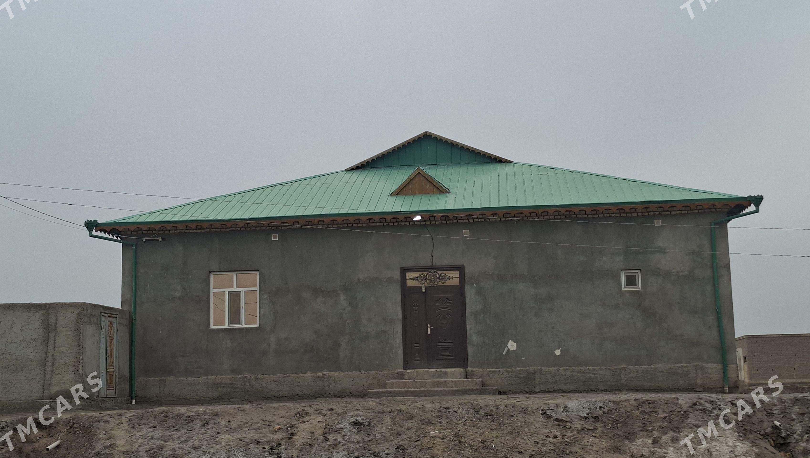 Jay - Gurbansoltan Eje - img 1