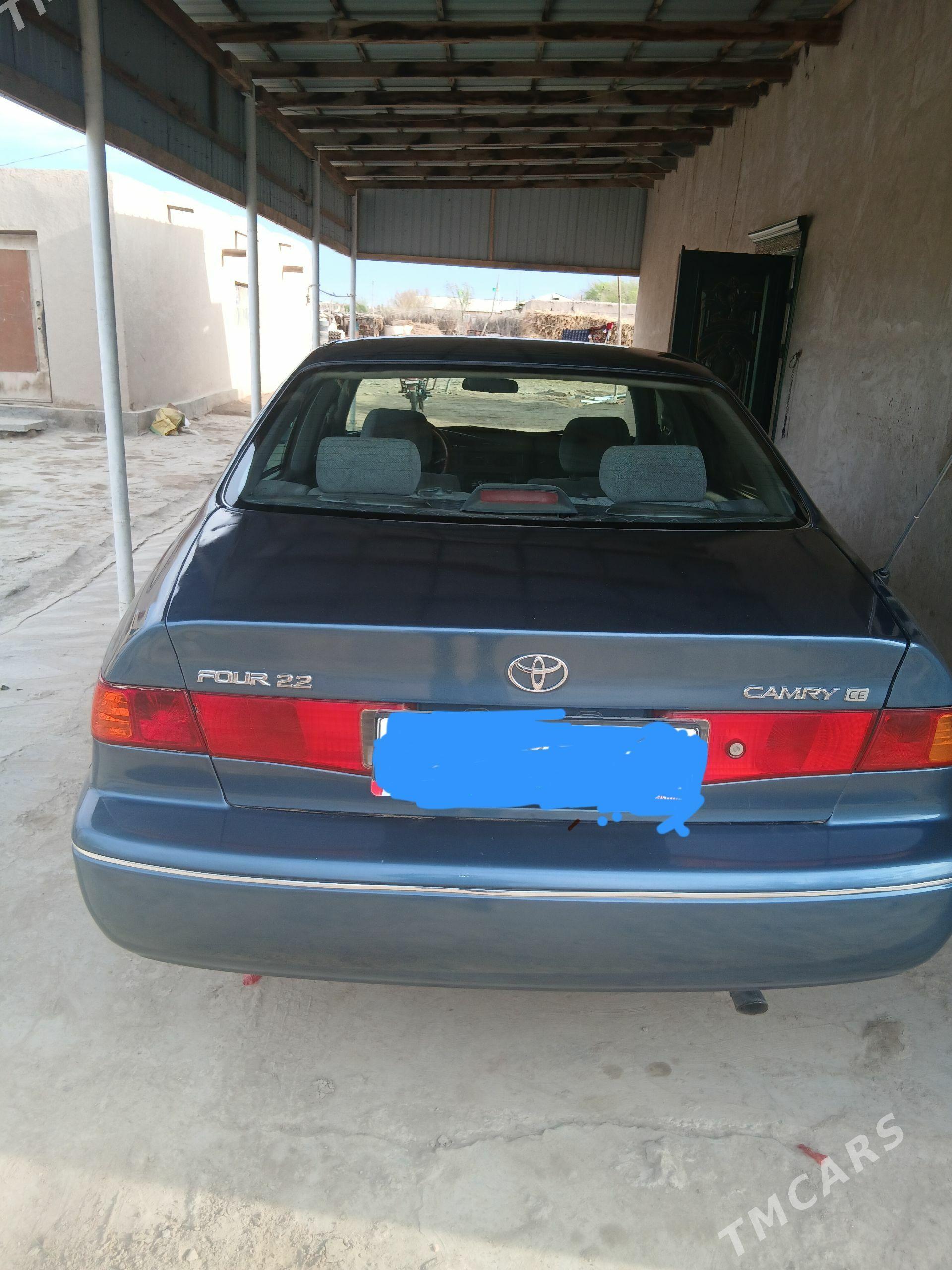 Toyota Camry 2001 - 160 000 TMT - етр. Туркменбаши - img 1