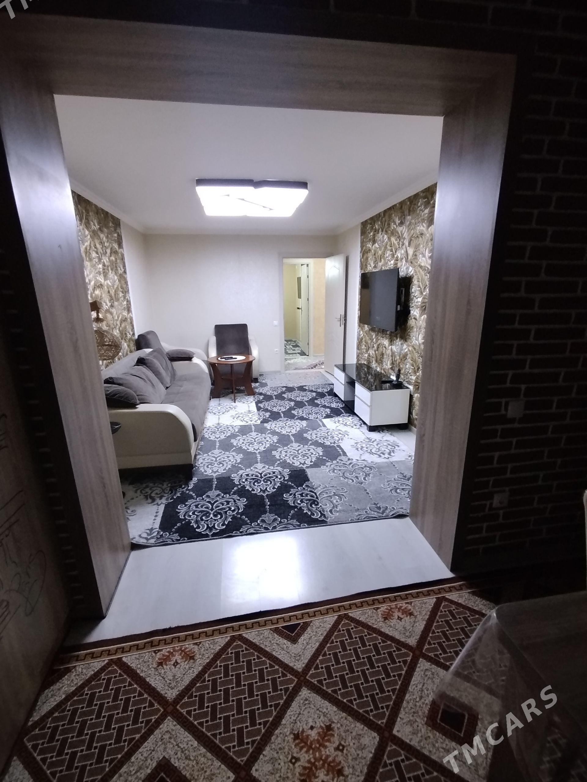 Eyesi.5mkr.Surikowyn ugry 3kom - 5 мкр - img 1