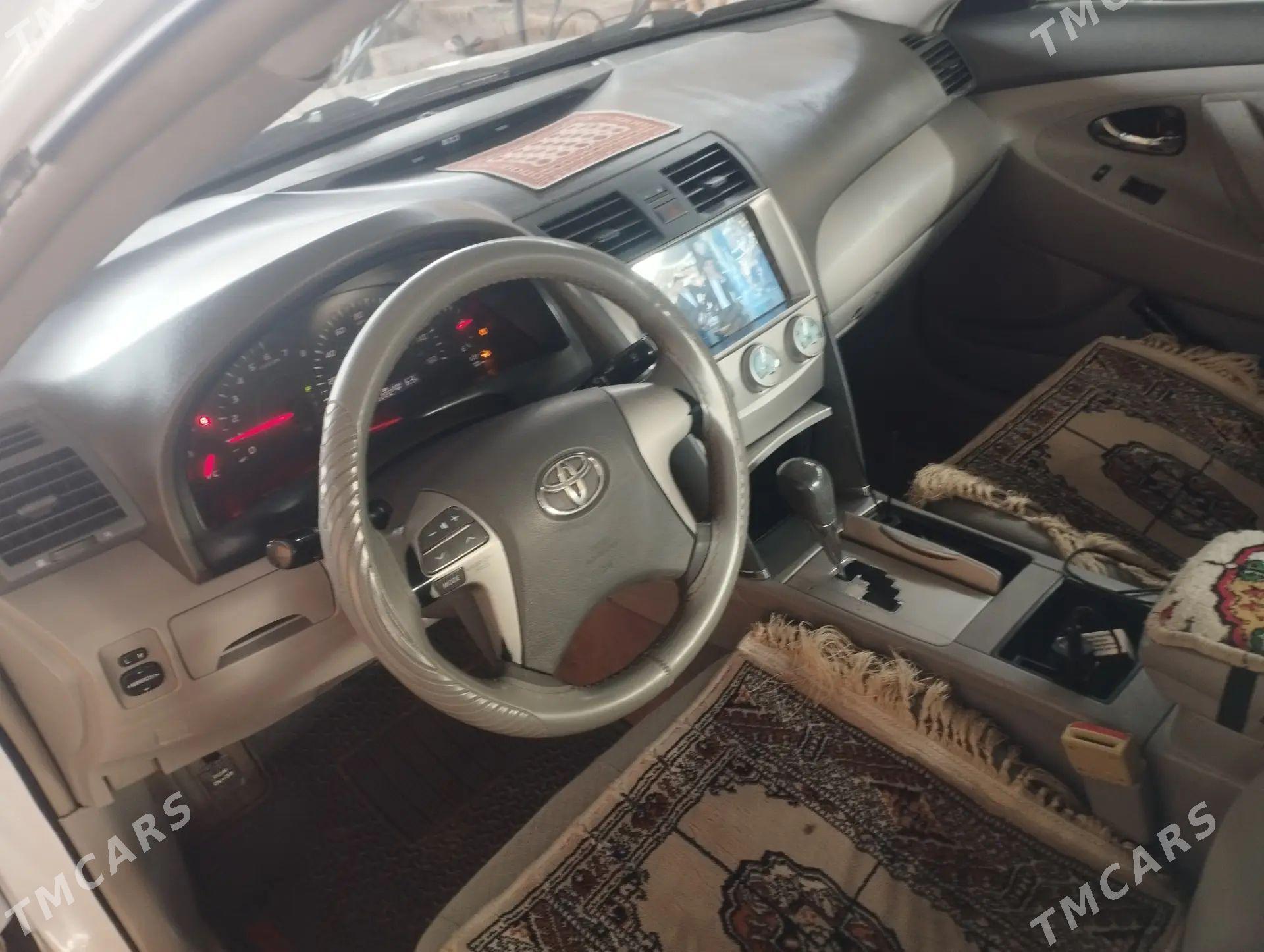 Toyota Camry 2006 - 180 000 TMT - Туркменгала - img 1