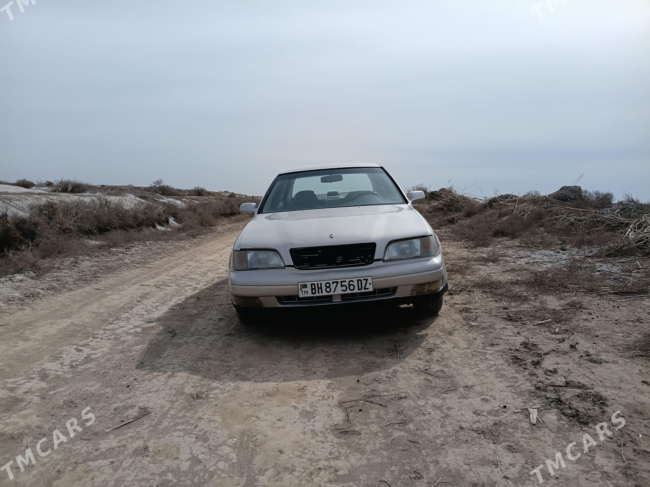 Toyota Camry 1996 - 50 000 TMT - Акдепе - img 1