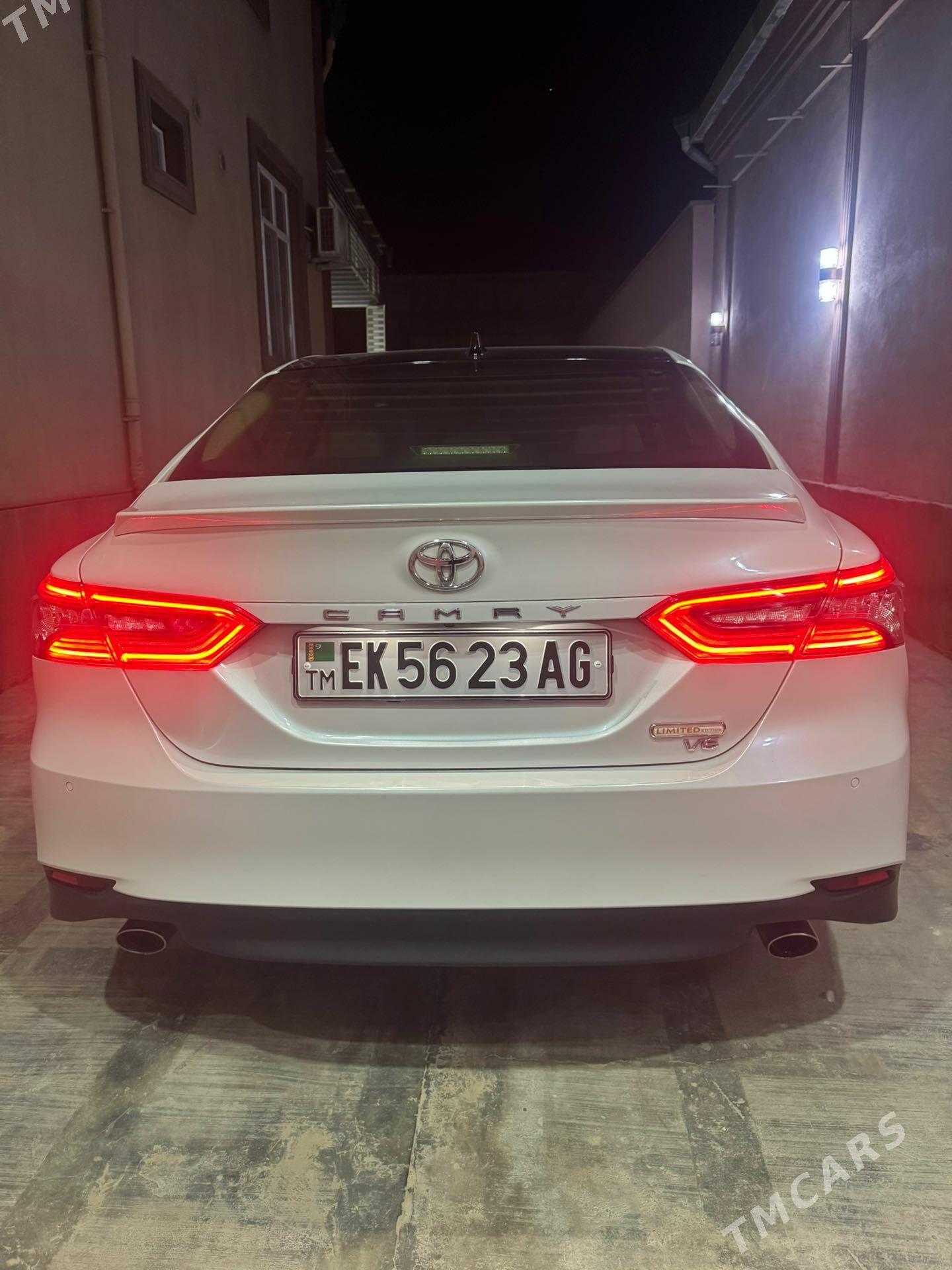 Toyota Camry 2023 - 530 000 TMT - Aşgabat - img 1