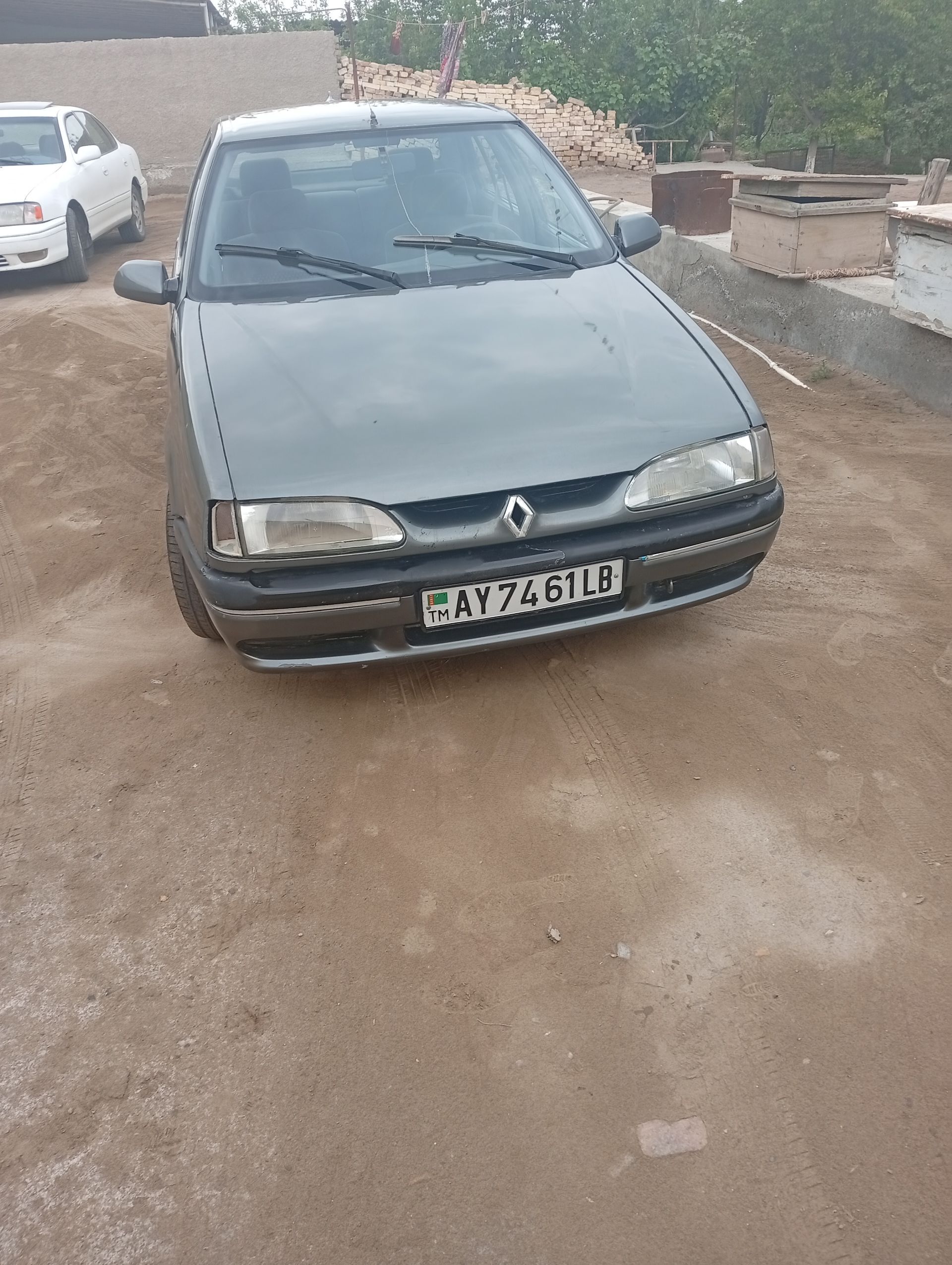 Renault Europa 19 1995 - 20 000 TMT - Туркменабат - img 1
