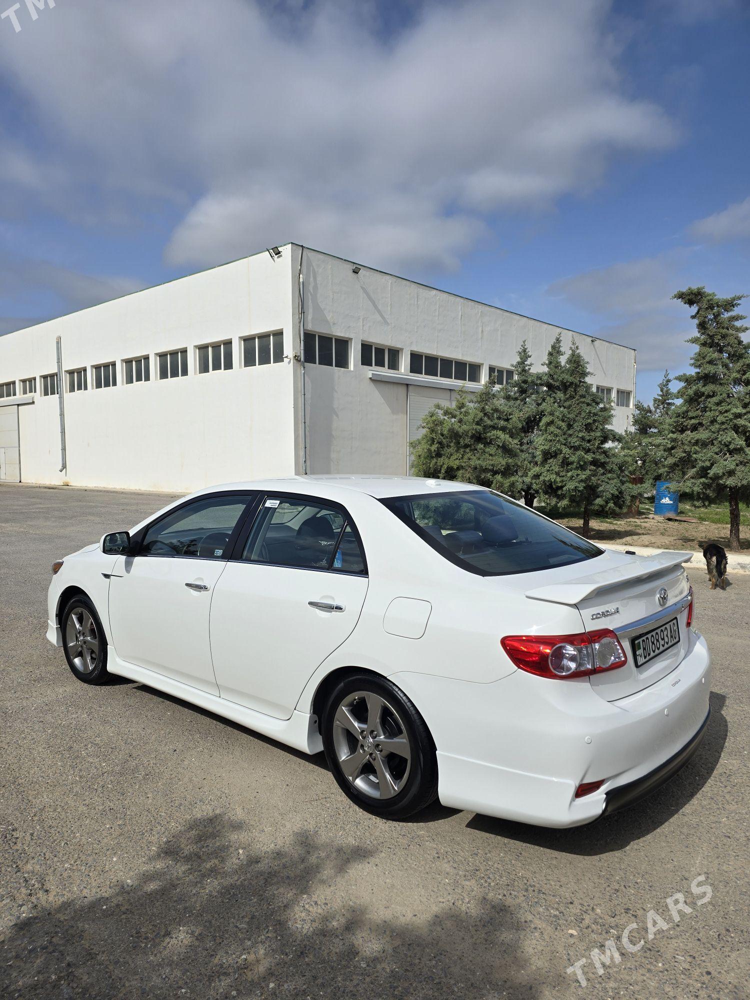 Toyota Corolla 2012 - 196 000 TMT - Aşgabat - img 1