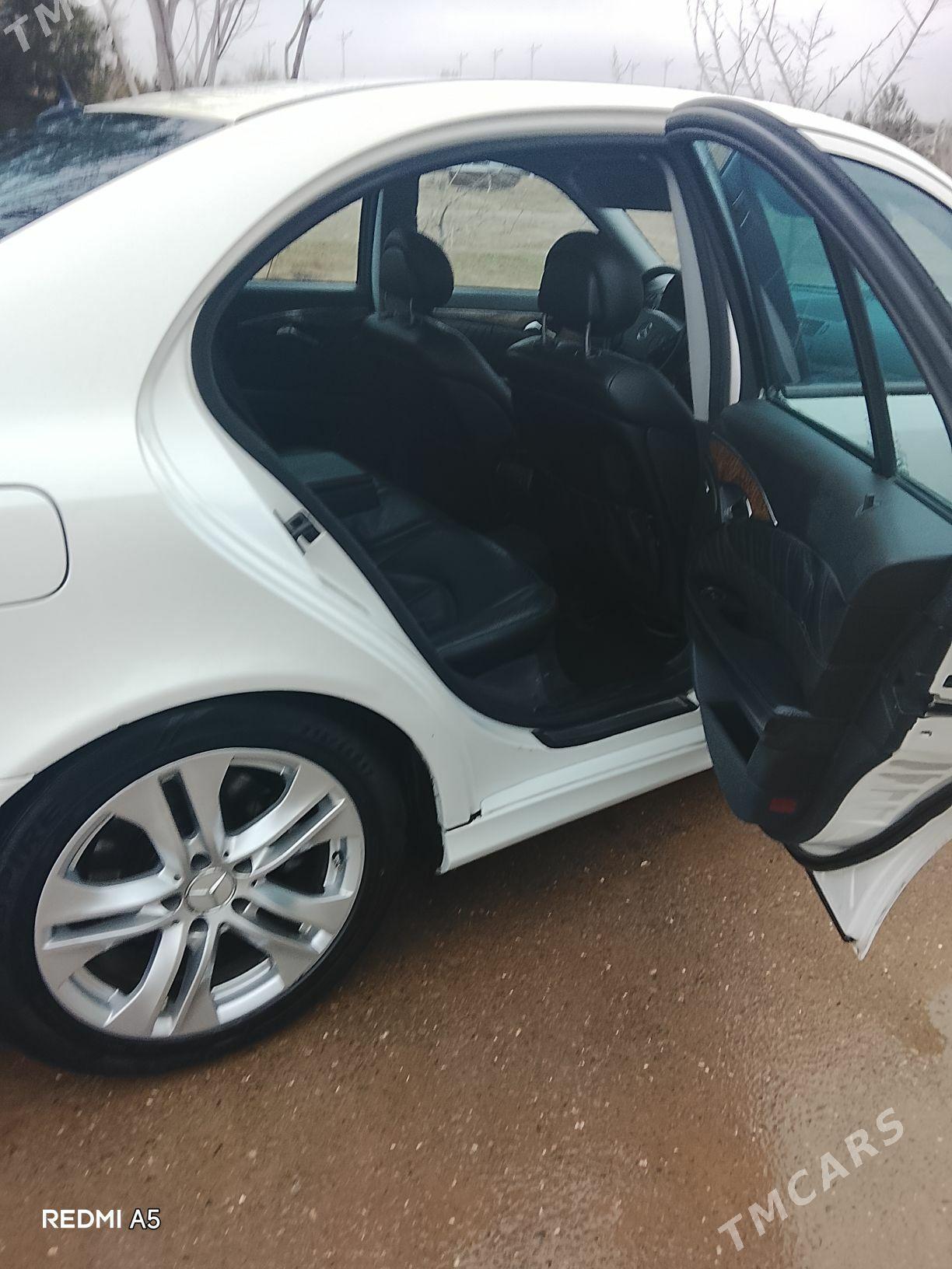 Mercedes-Benz E350 2005 - 120 000 TMT - Änew - img 1