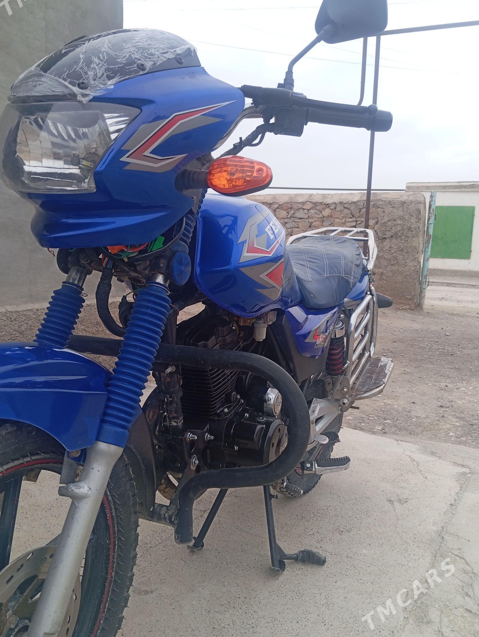 Fekon FK150-8G 2013 - 16 000 TMT - Бахарден - img 1