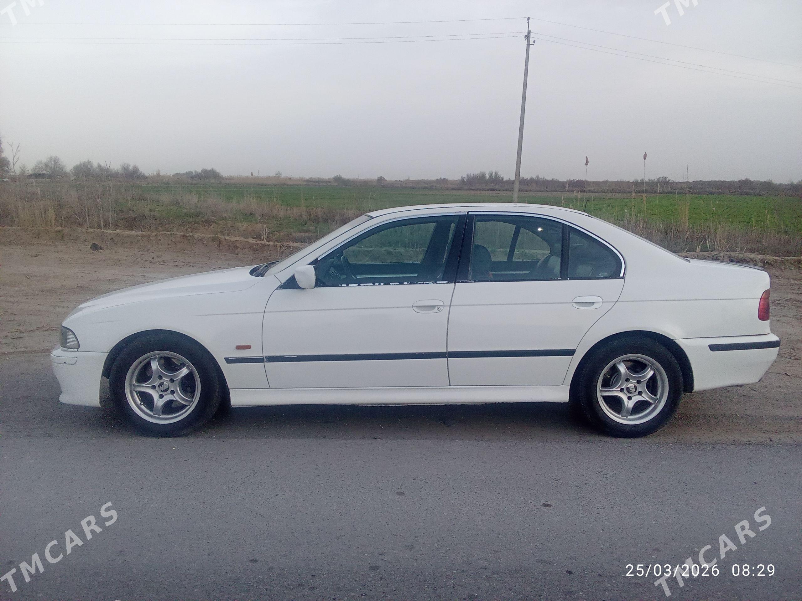 BMW E39 2000 - 100 000 TMT - Теджен - img 1