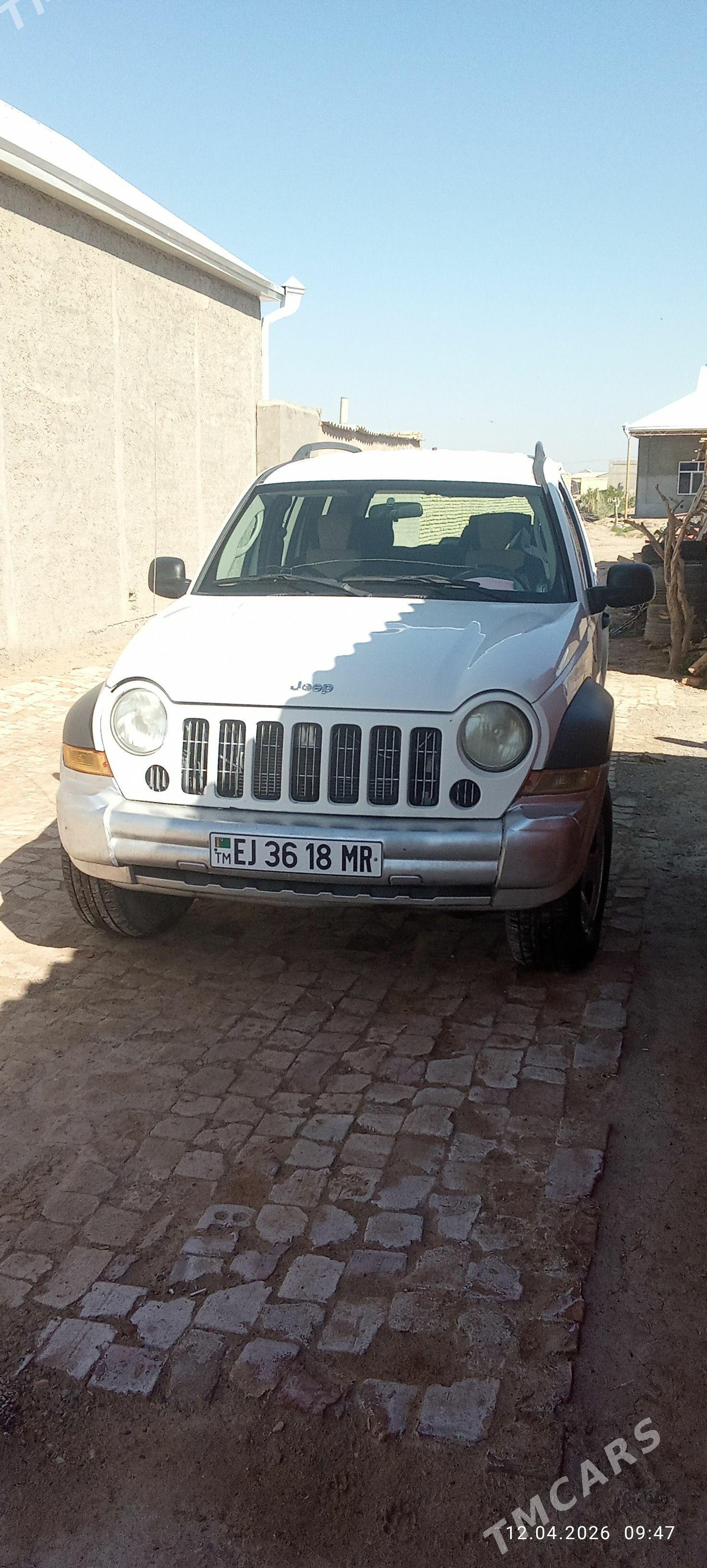 Jeep Liberty 2006 - 120 000 TMT - Байрамали - img 1