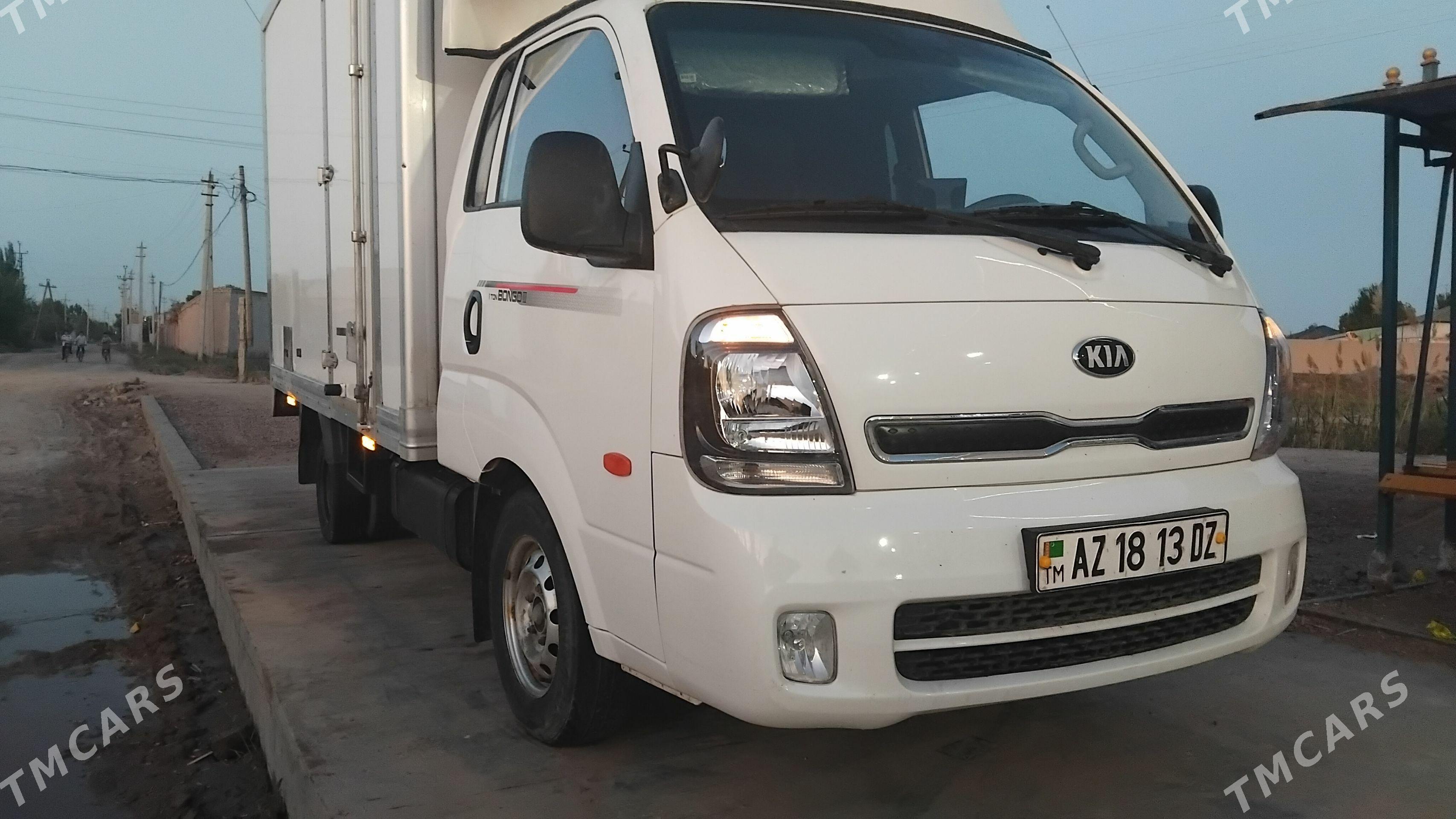 Kia Bongo 2020 - 305 000 TMT - Гурбансолтан Едже - img 1