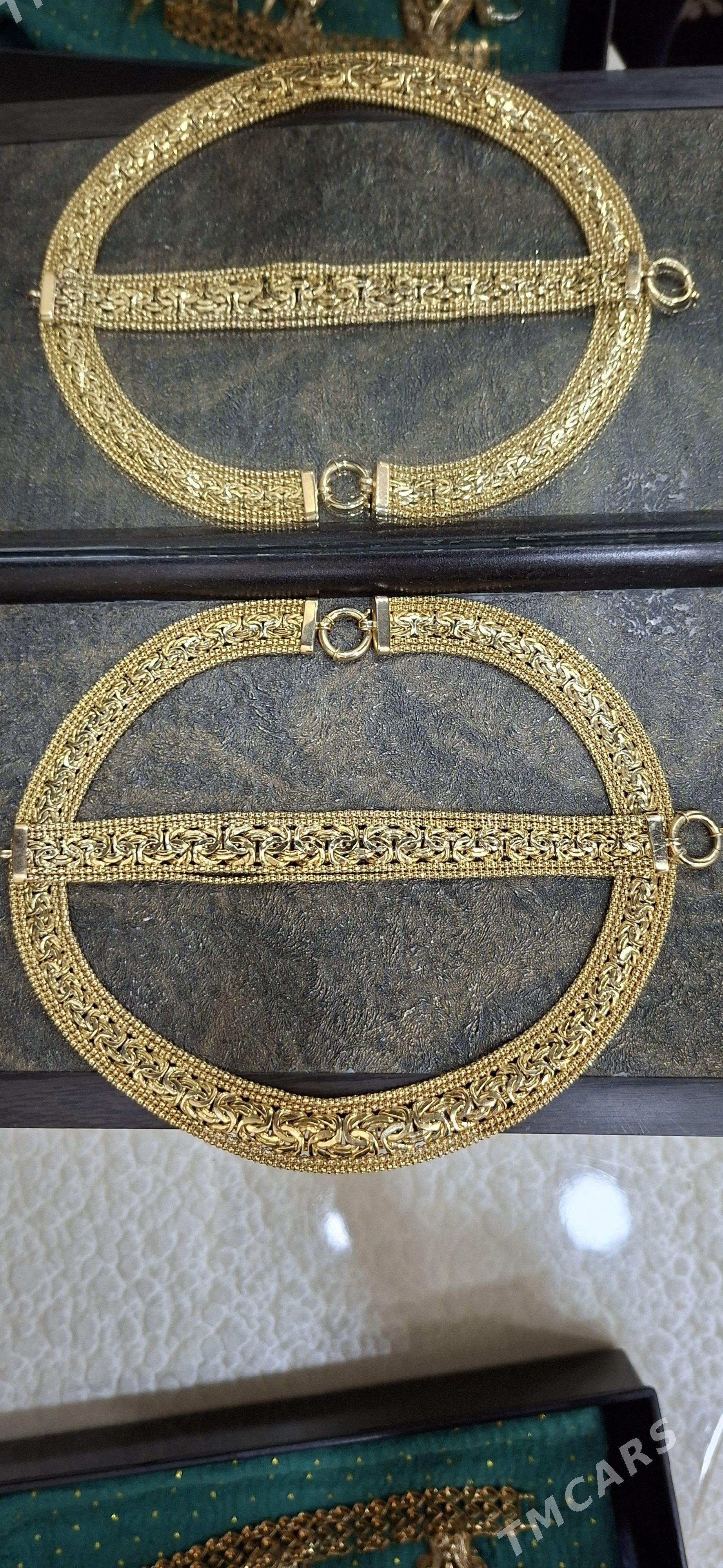 Gyzyl komplekt - Aşgabat - img 1