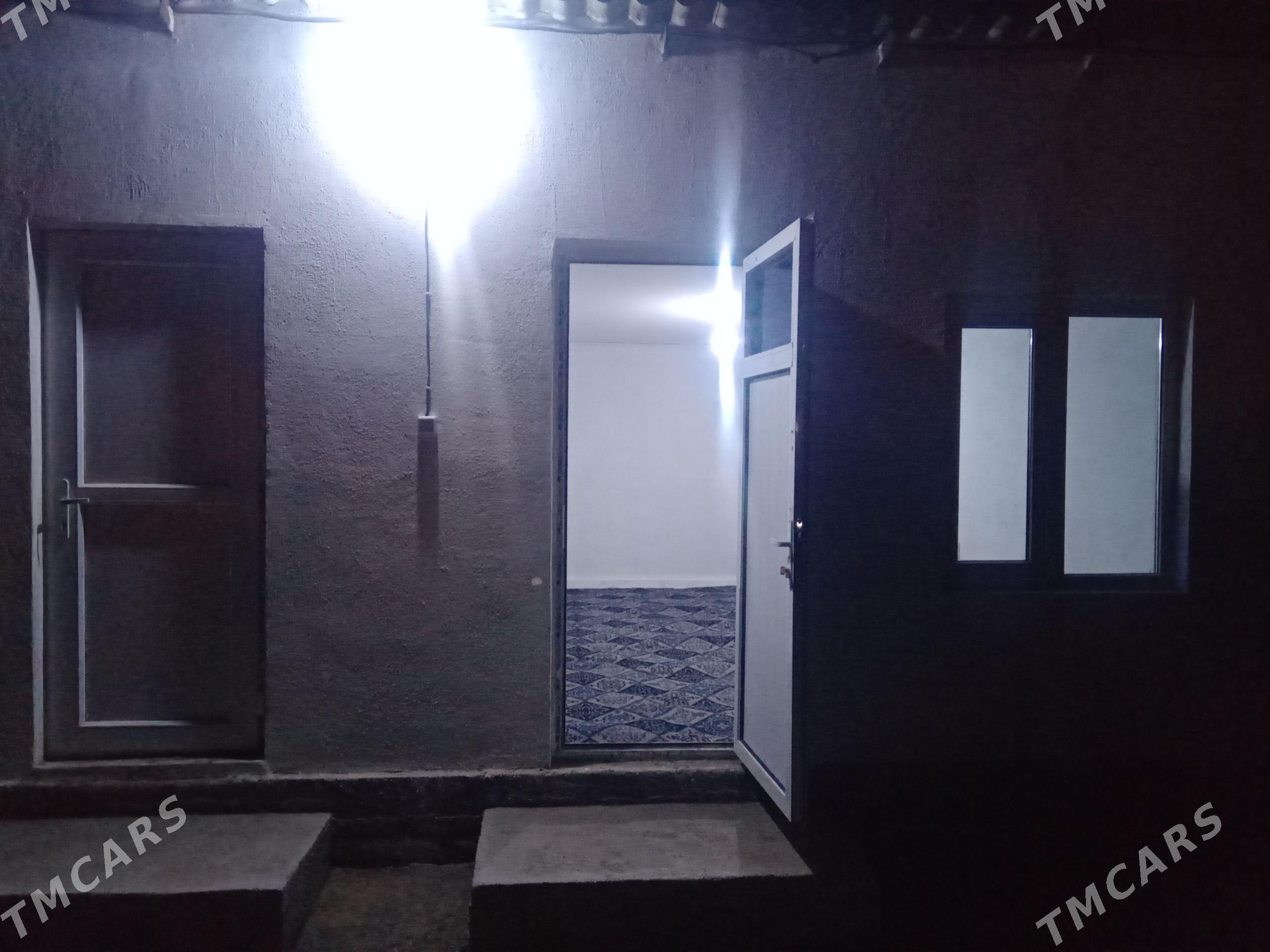 Arenda jay - Garadamak - img 1