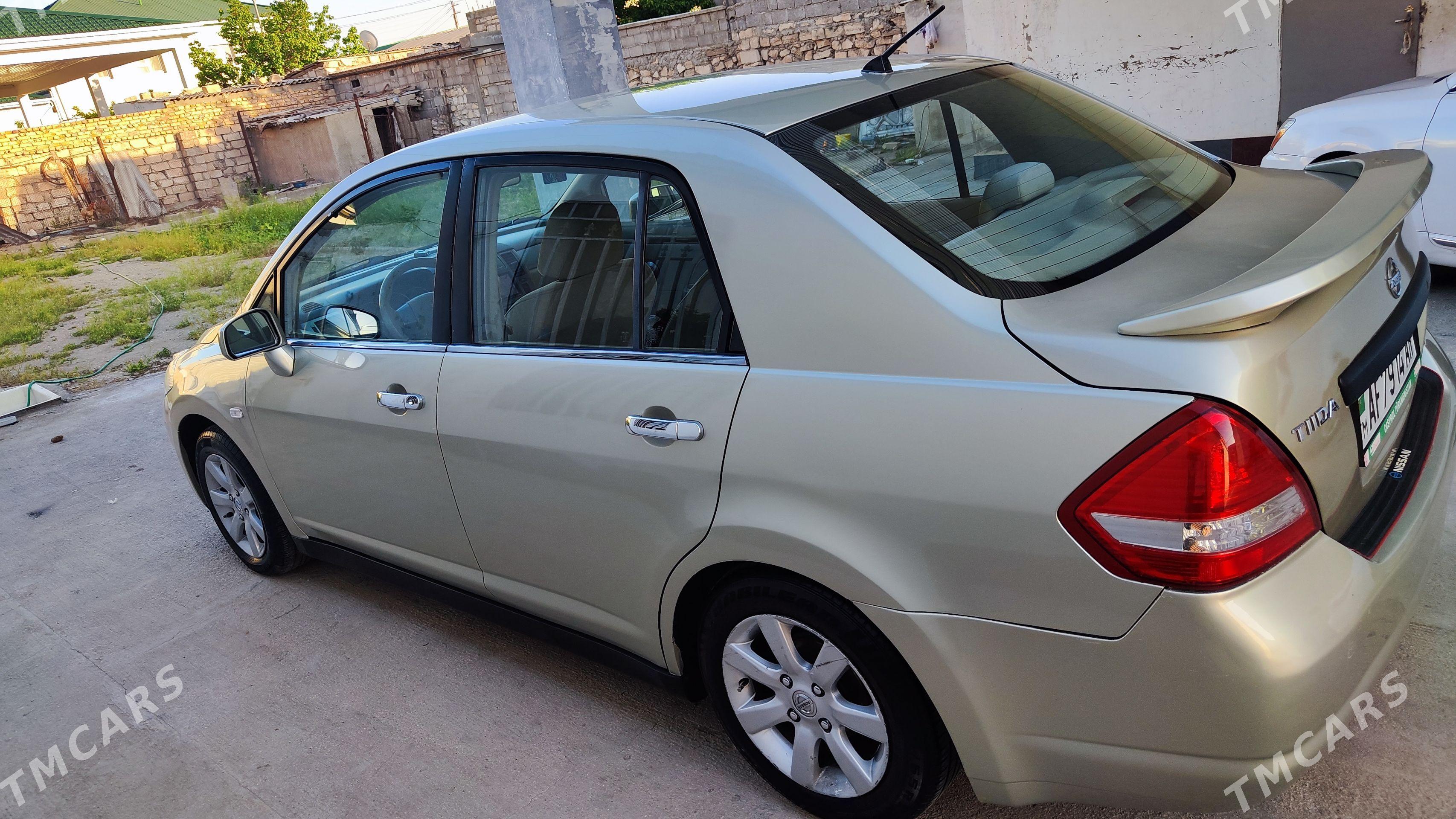 Nissan Tiida 2006 - 145 000 TMT - Балканабат - img 1