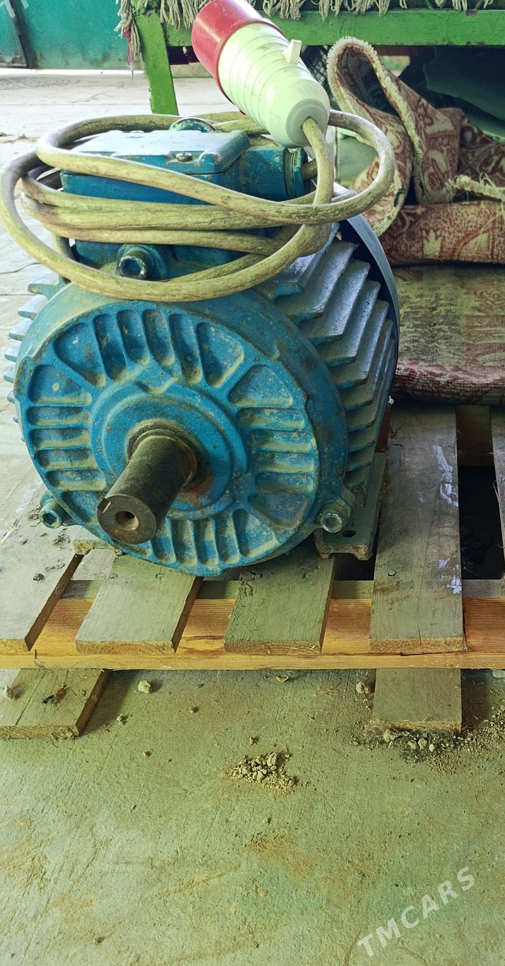 elektro motor dwigateler - Köpetdag şaýoly - img 1