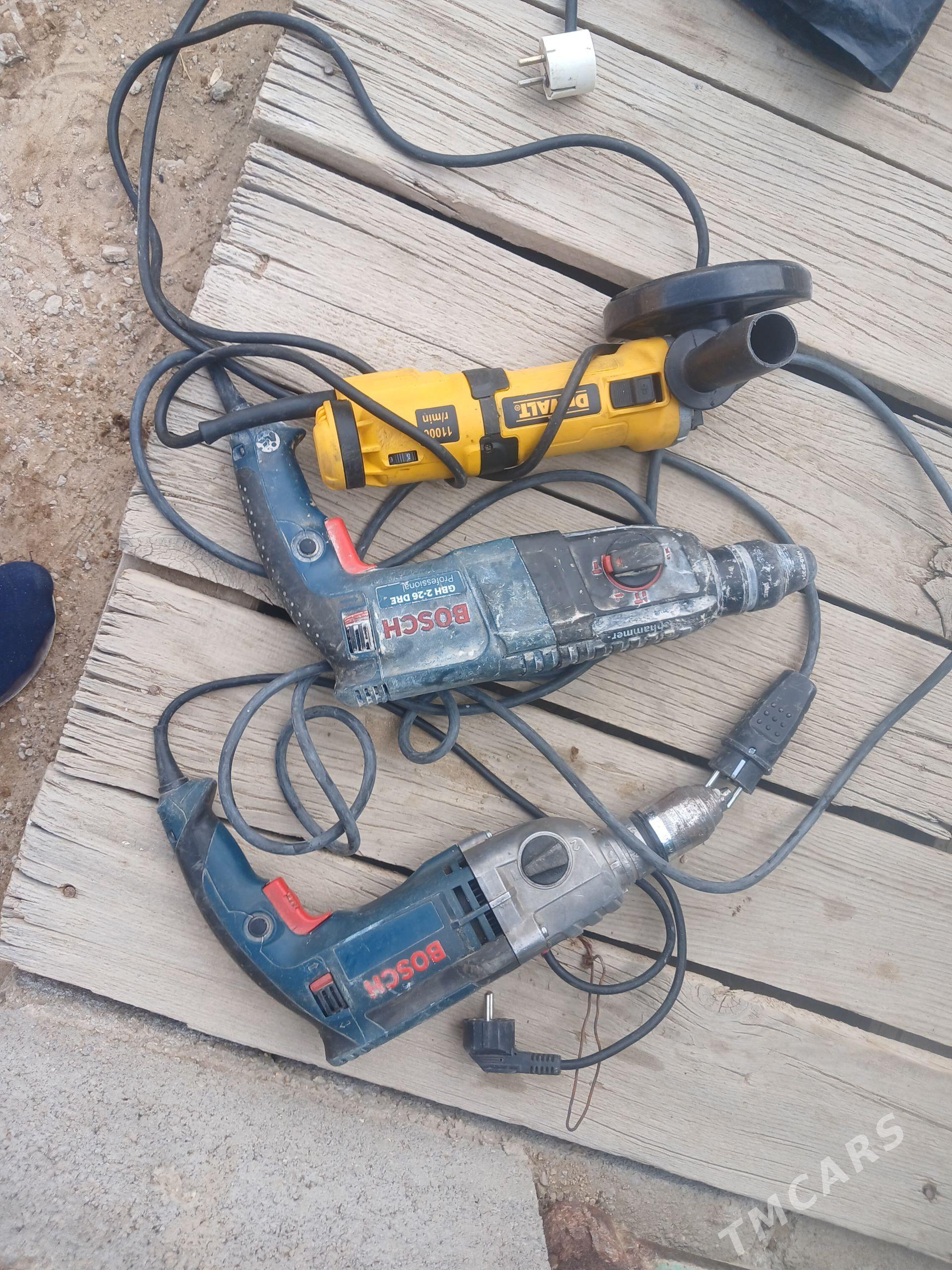 boşh dewalt drel 3si şo baha - Балканабат - img 1