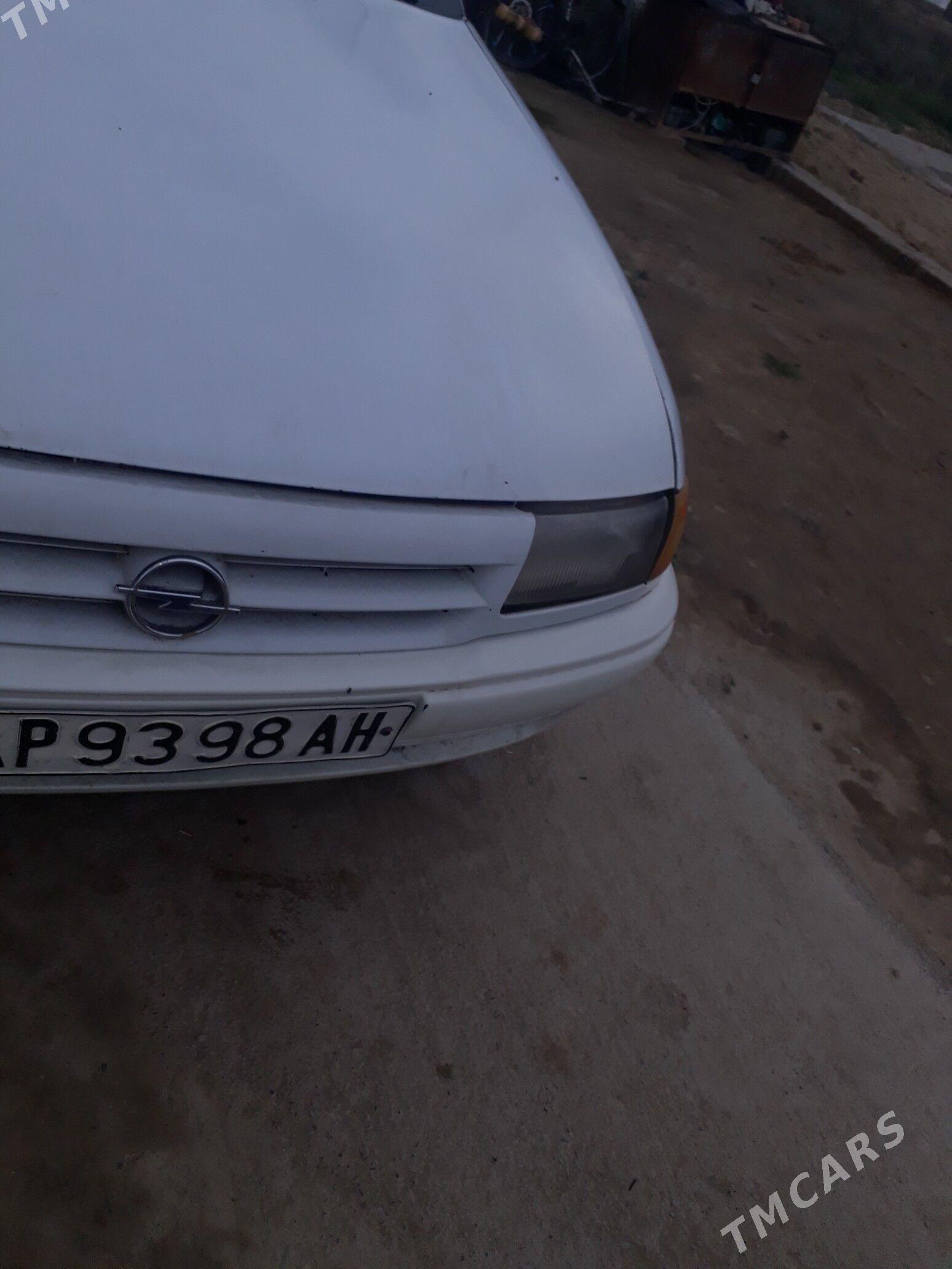 Opel Astra 1993 - 35 000 TMT - Анев - img 1