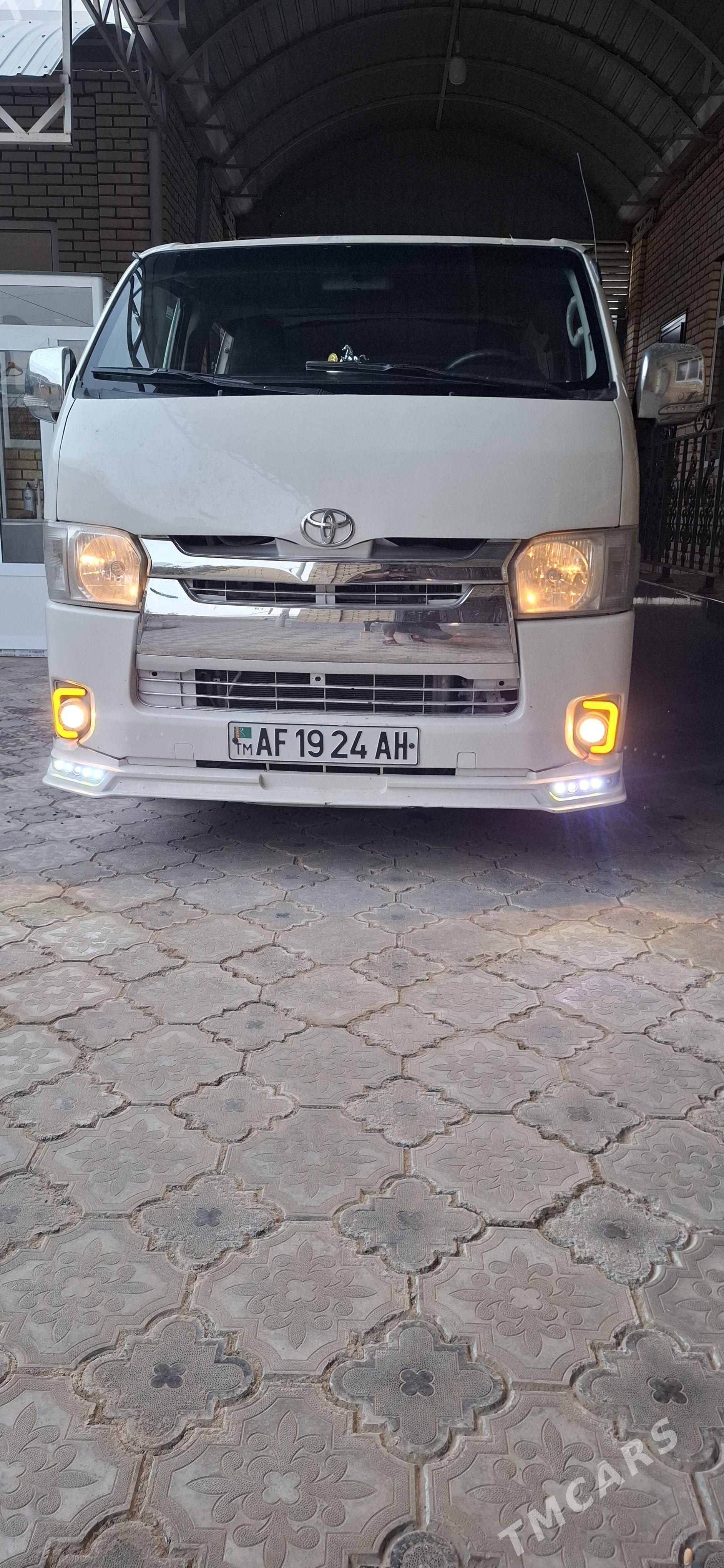 Toyota Hiace 2007 - 220 000 TMT - Mary - img 1